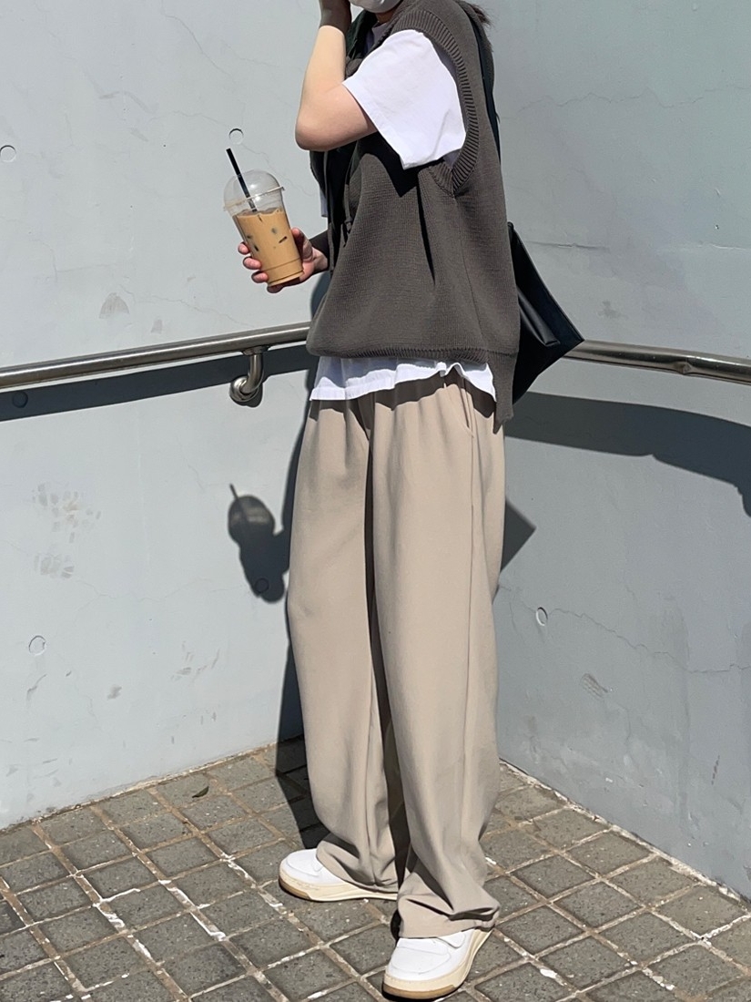 Acne Studios Perey Velcro Strap Sneakers White 착용 스타일 - 3