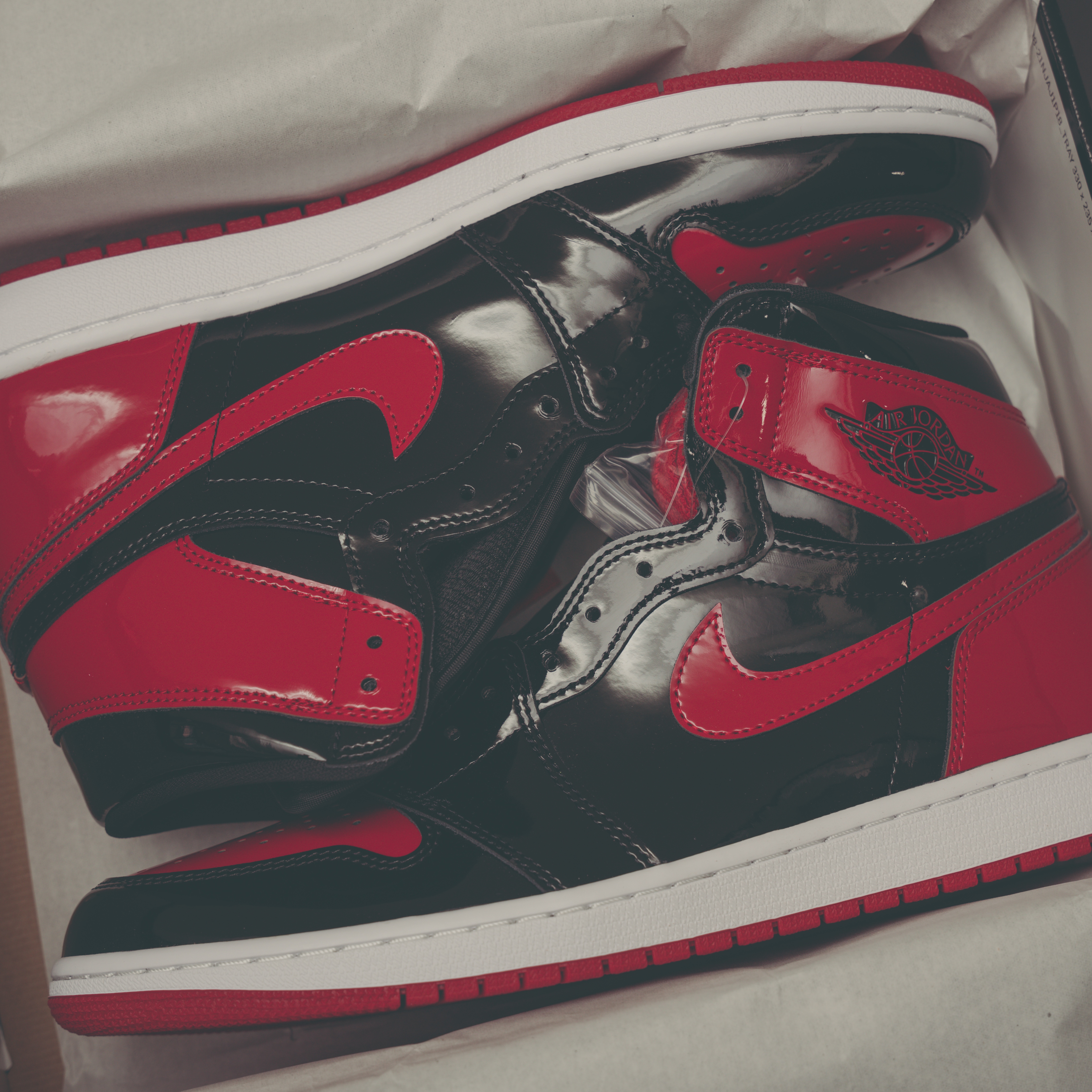 Jordan 1 Retro High OG Patent Bred 착용 스타일
