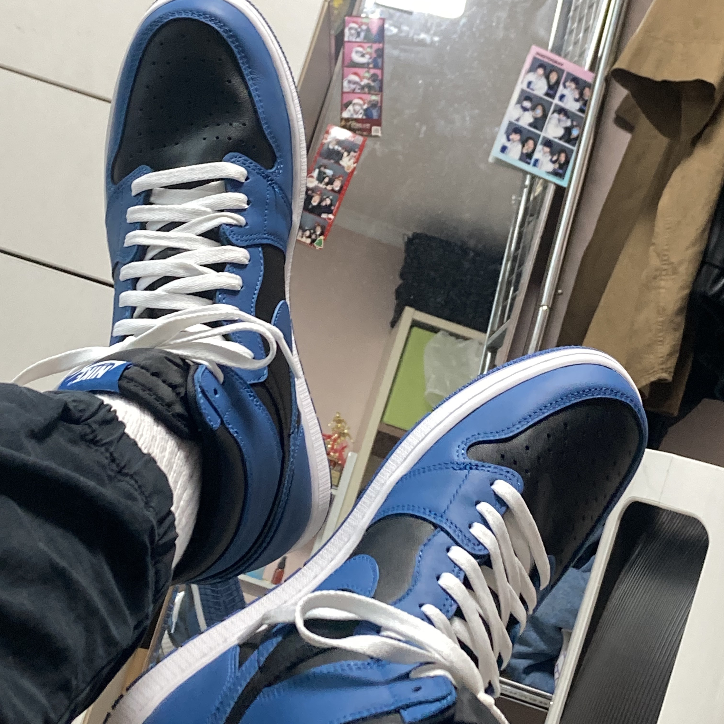 Jordan 1 Retro High OG Dark Marina Blue 착용 스타일