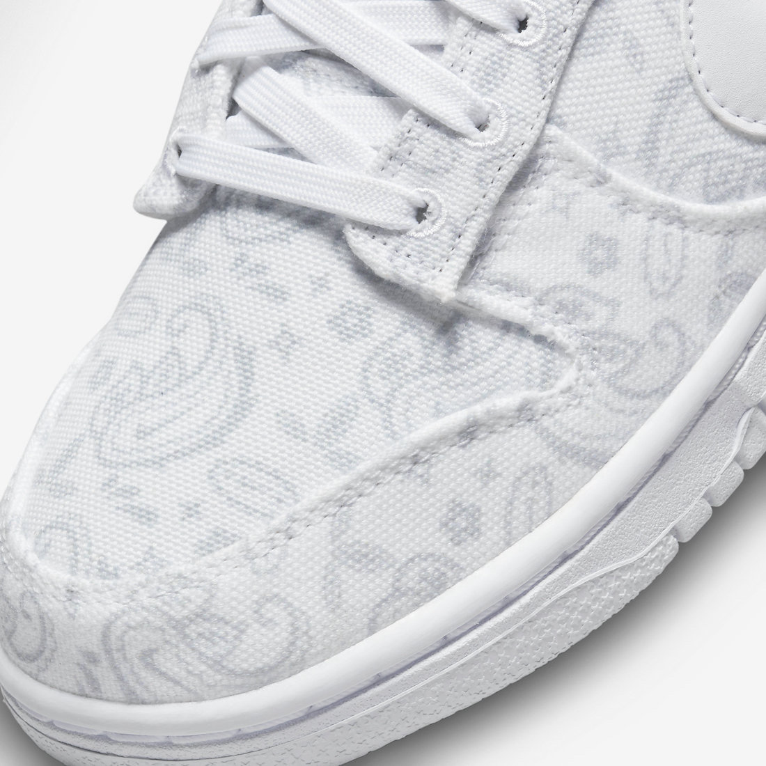 (W) Nike Dunk Low Essential White Paisley 착용 스타일 - 5