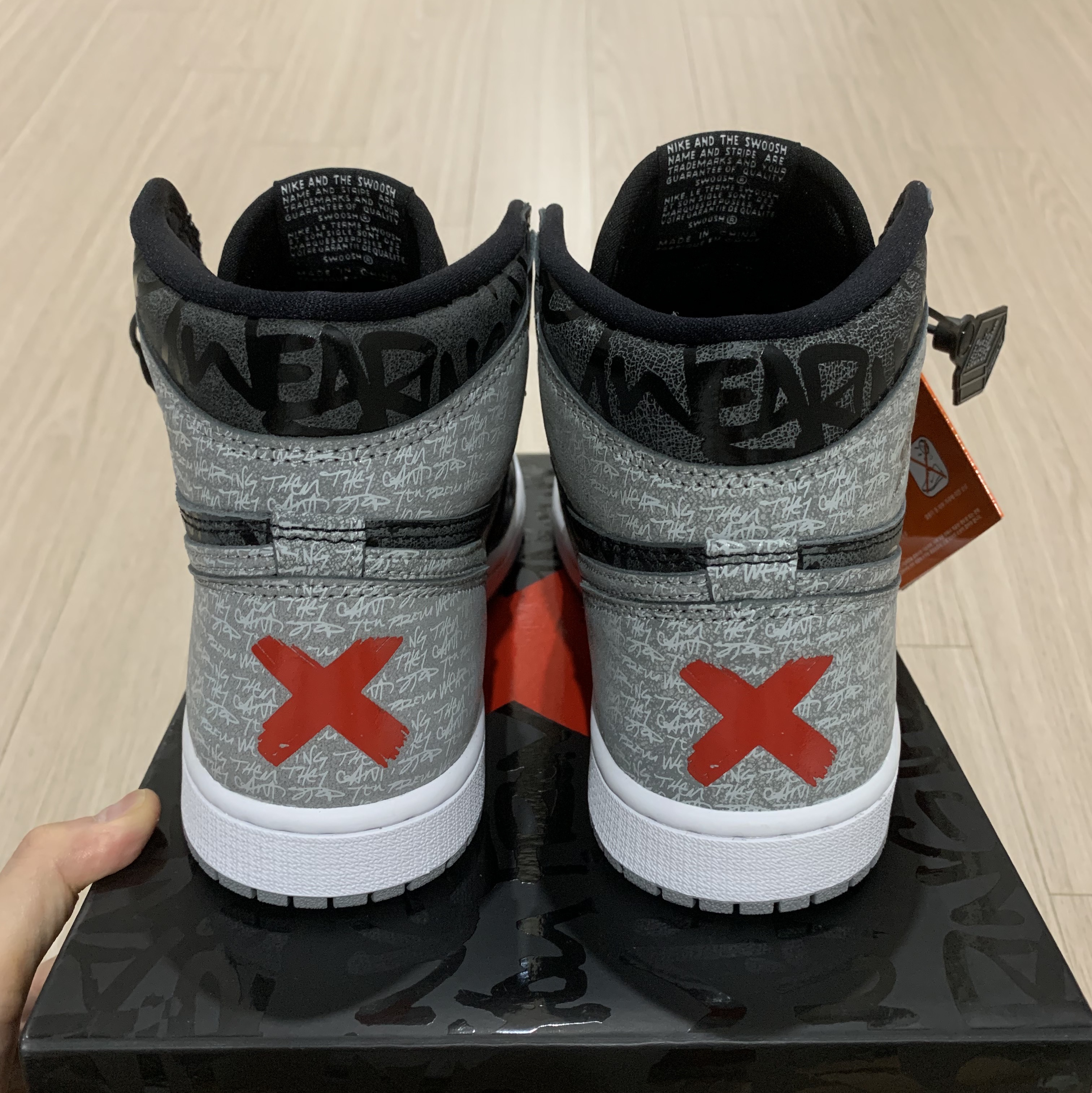 Jordan 1 Retro High OG Rebellionaire 착용 스타일 - 3