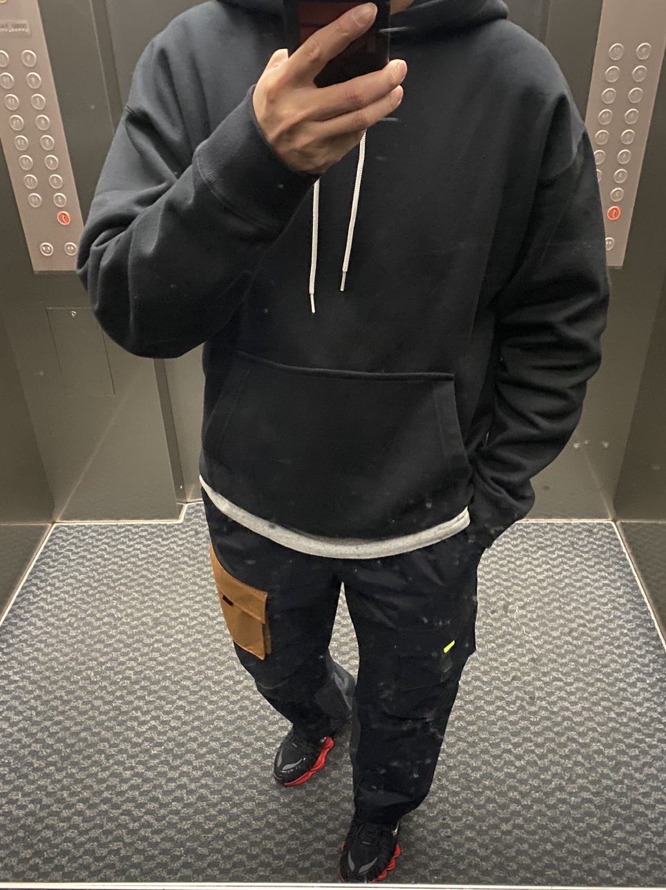 Nike NRG Solo Swoosh Fleece Hoodie Black White - US/EU, Nike x Skepta Shox TL 착용 스타일