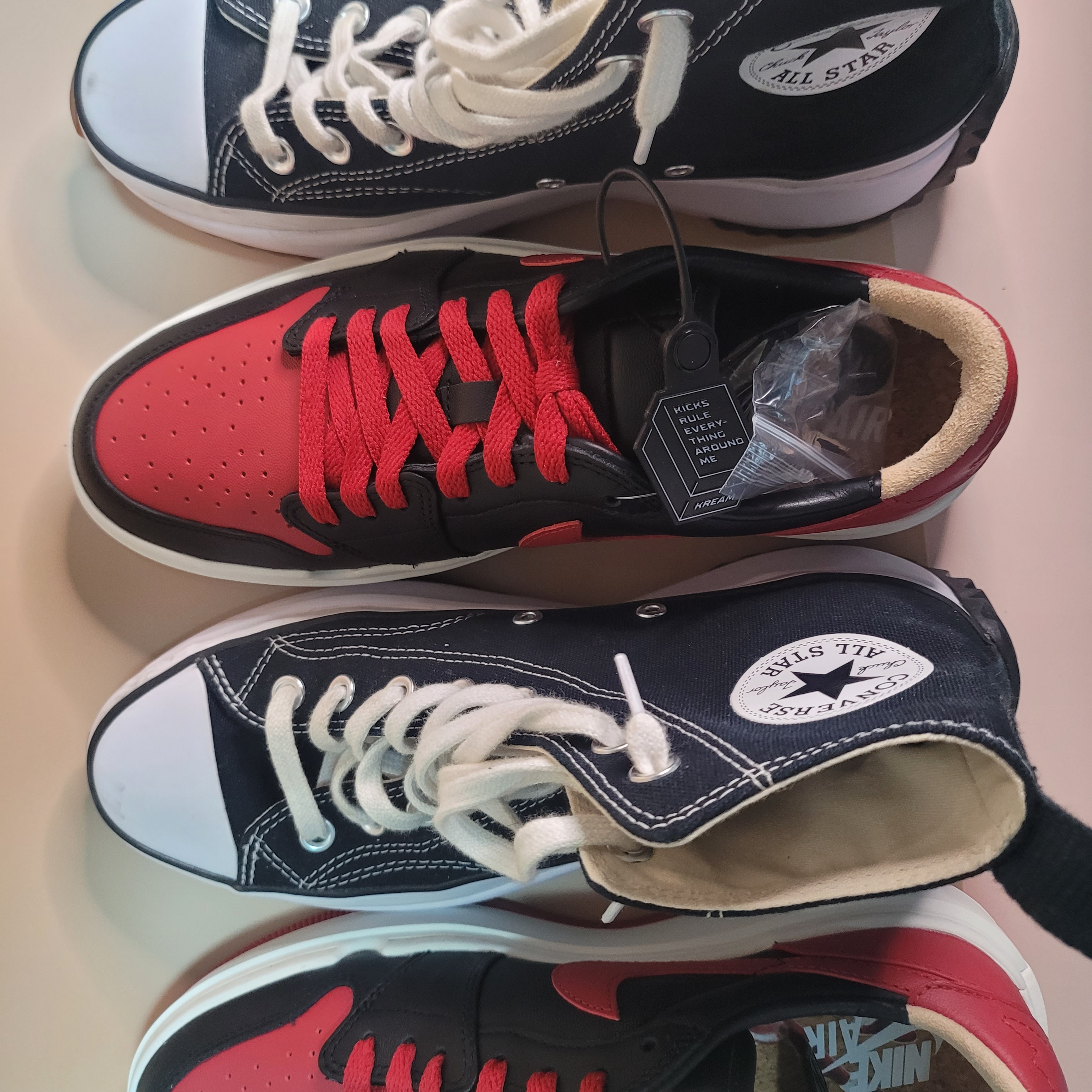 (W) Jordan 1 Elevate Low SE Bred, Converse Run Star Hike Hi Black White Gum 착용 스타일 - 5