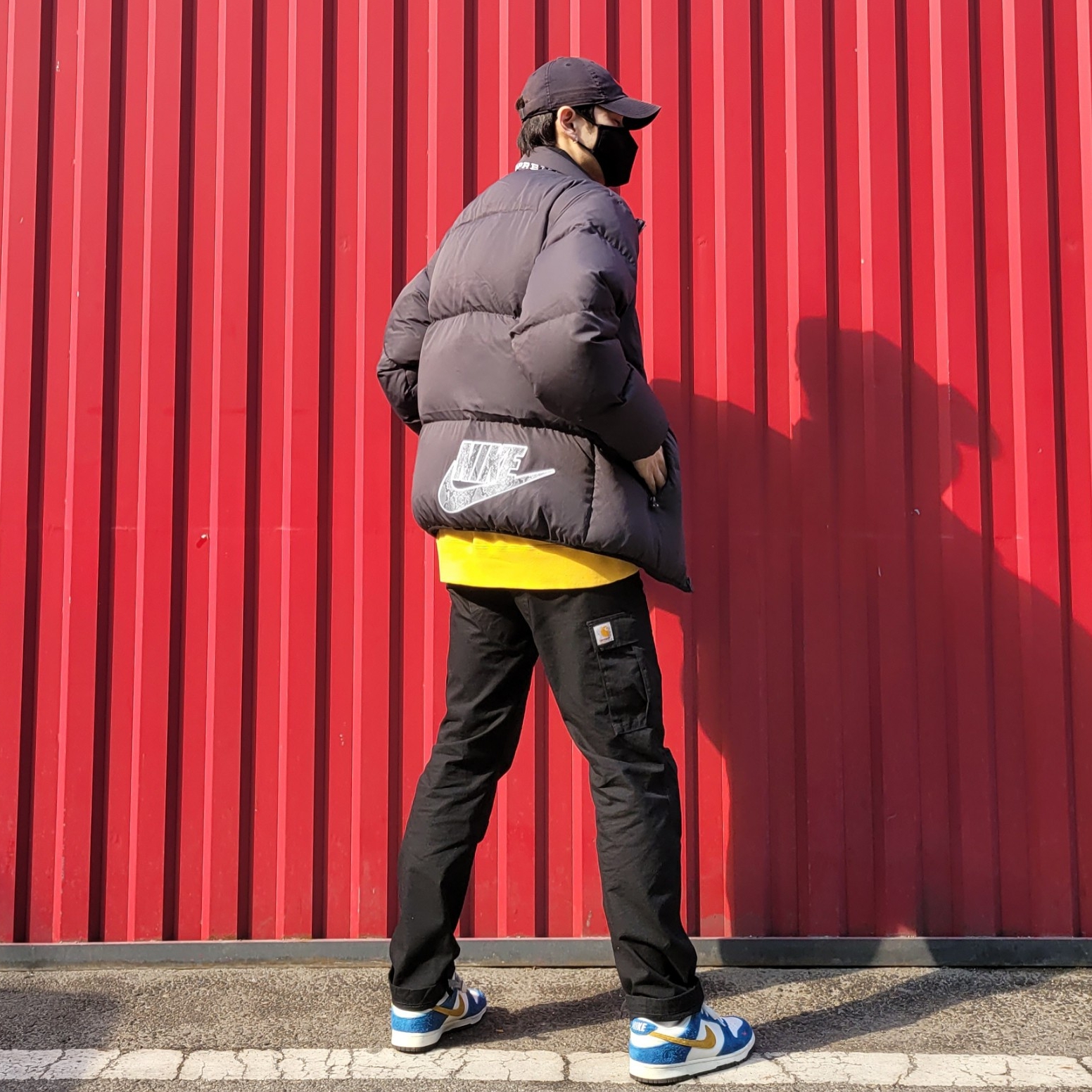 Supreme x Nike Reversible Puffy Jacket Black - 21SS, Supreme x Nike Crewneck Mustard - 18FW 착용 스타일