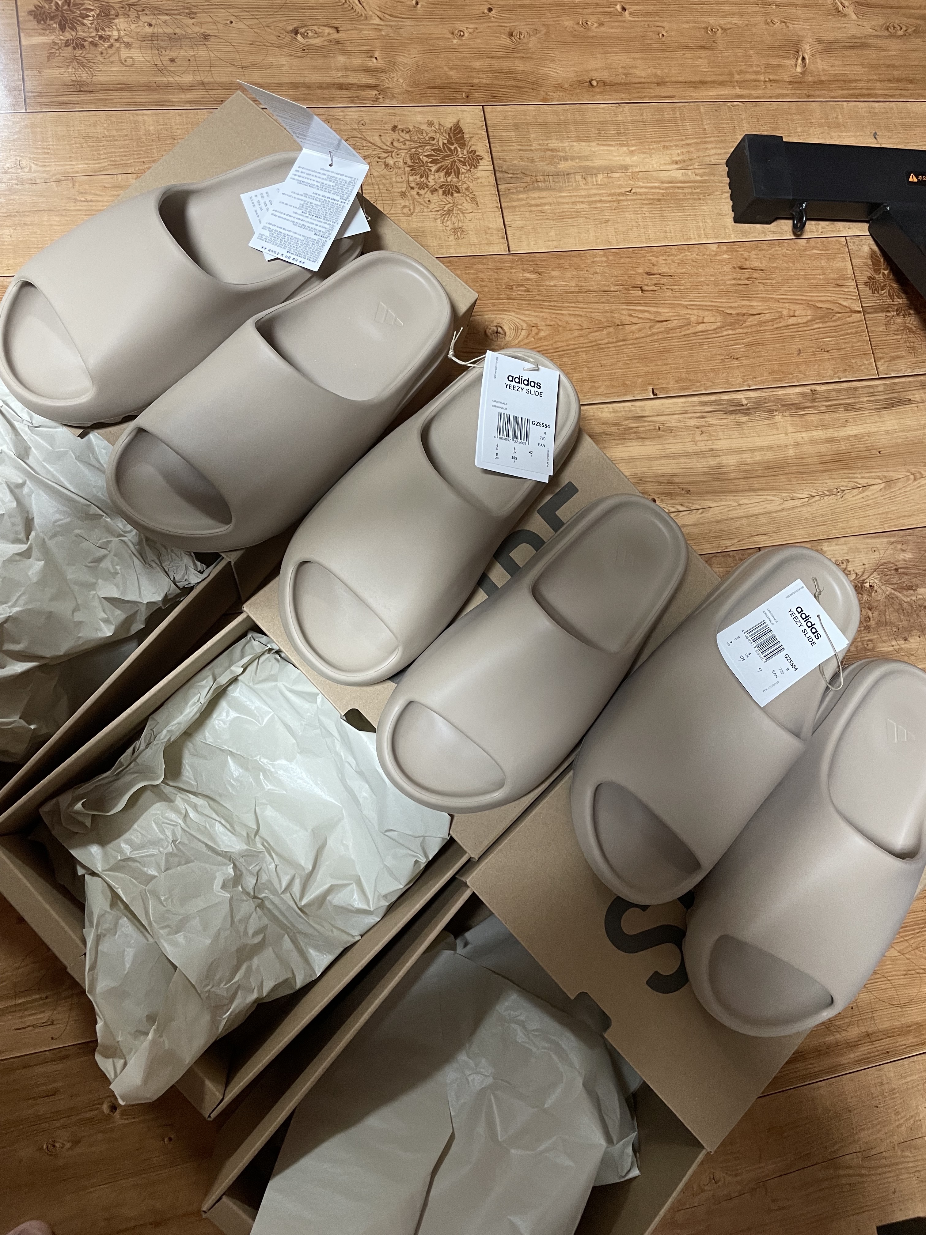 Adidas Yeezy Slide Pure, Adidas Yeezy Slide Pure - Re-Release Ver. 착용 스타일