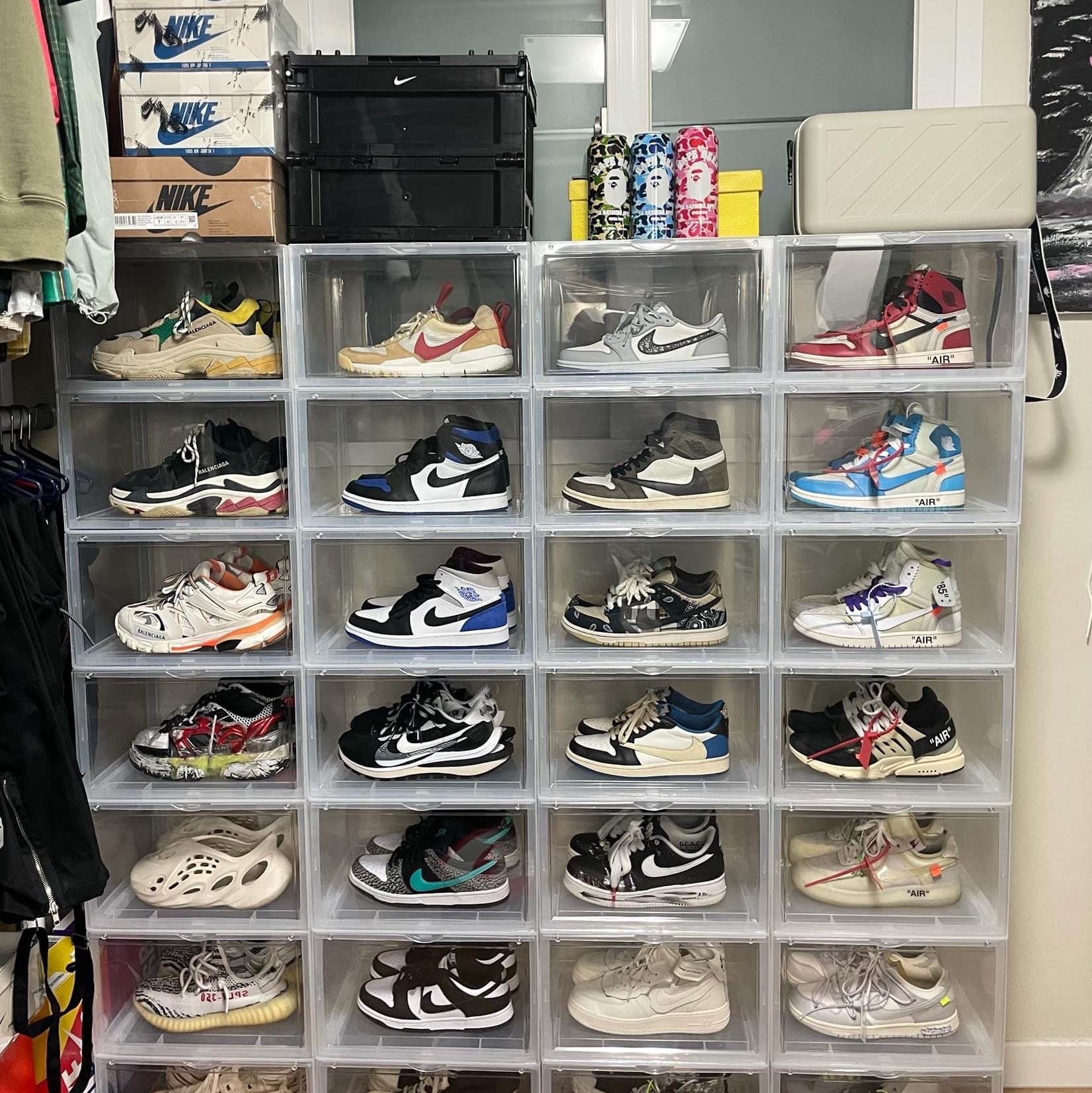 Nike x Travis Scott SB Dunk Low, Jordan 1 x Travis Scott Retro High OG SP Mocha 착용 스타일 - 1