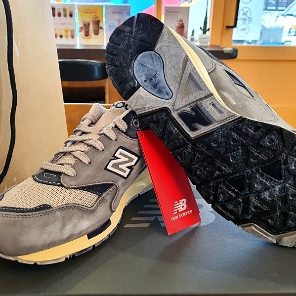 New Balance 1600 Premium Vintage Grey 착용 스타일 - 2