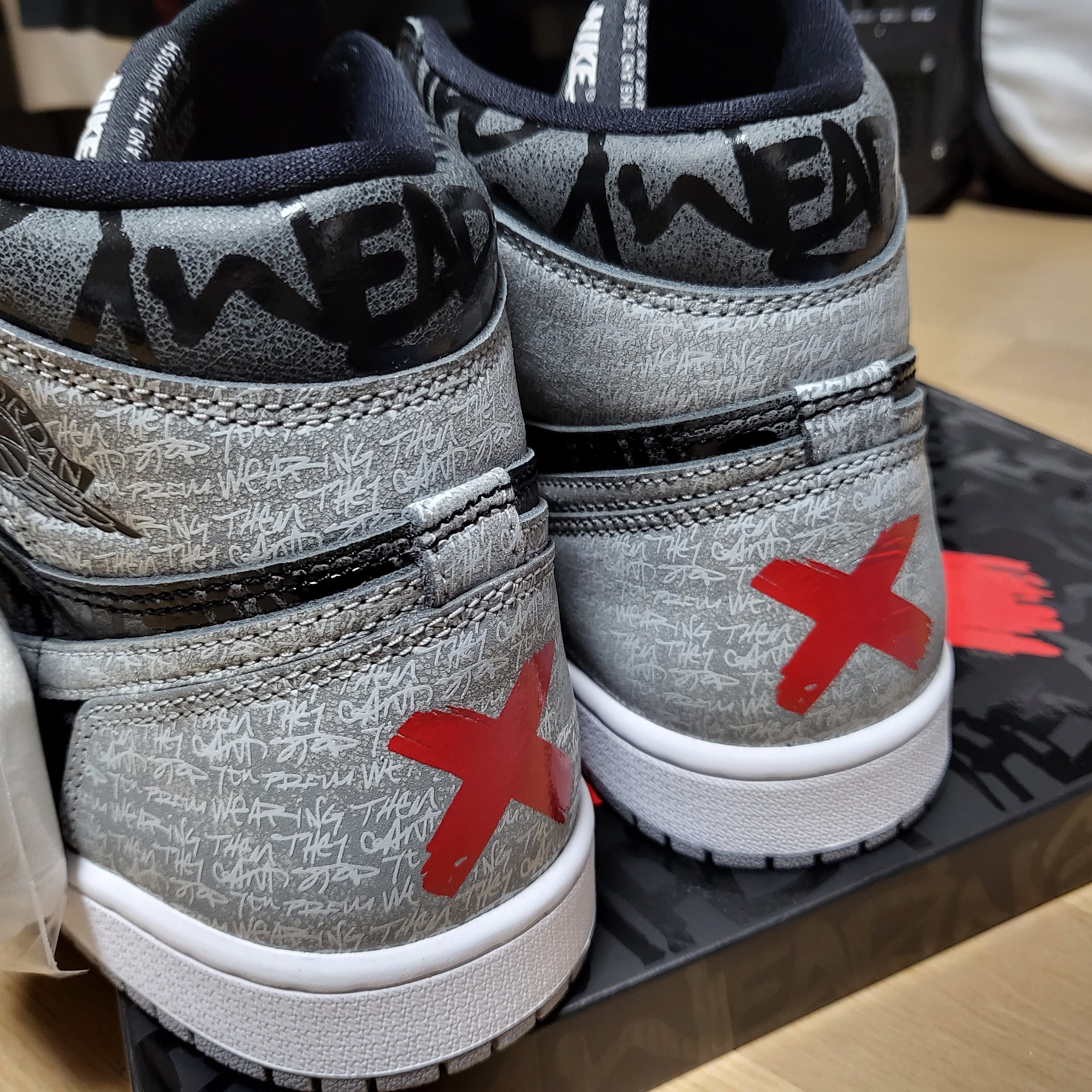 Jordan 1 Retro High OG Rebellionaire 착용 스타일 - 2