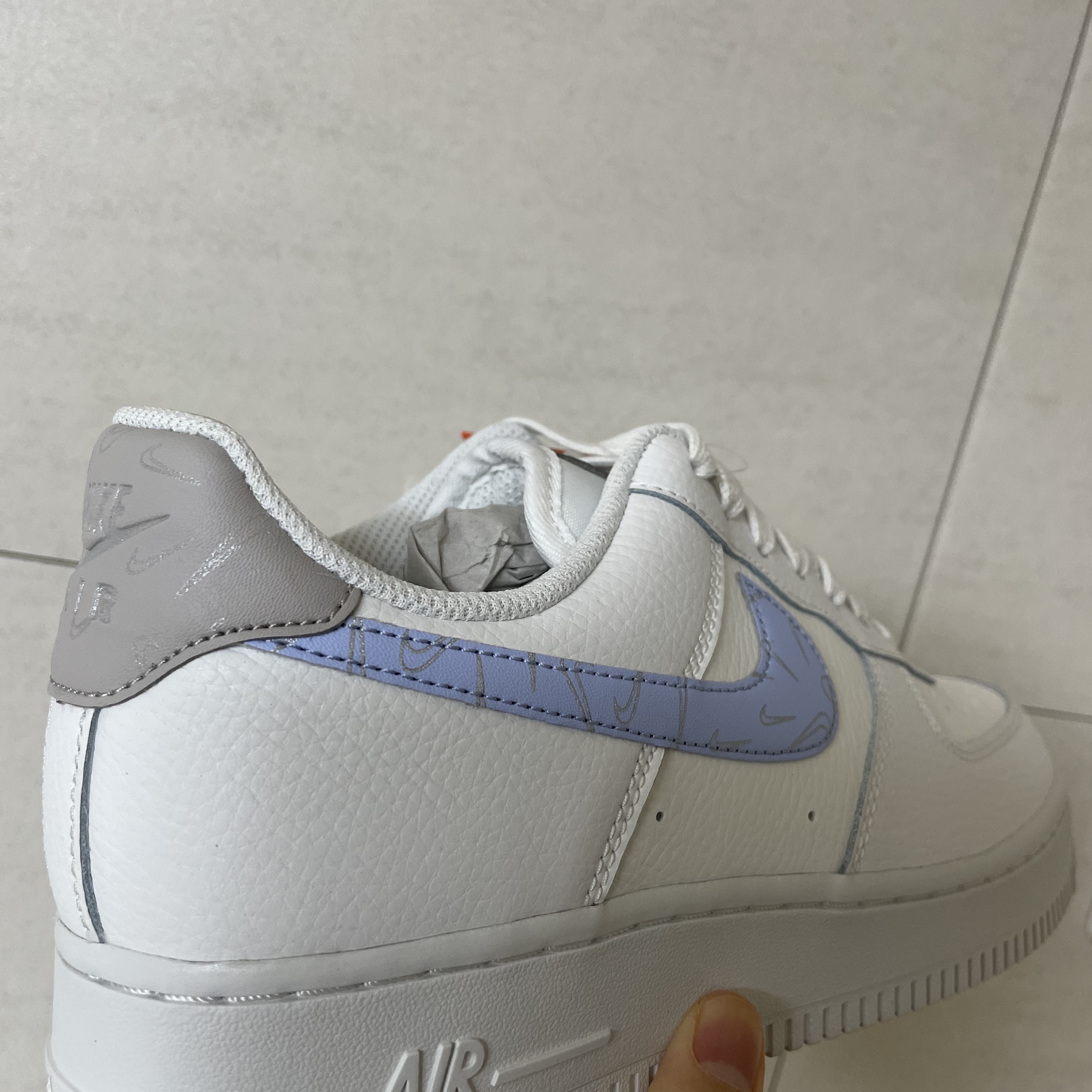(W) Nike Air Force 1 '07 White Light Marine 착용 스타일 - 2