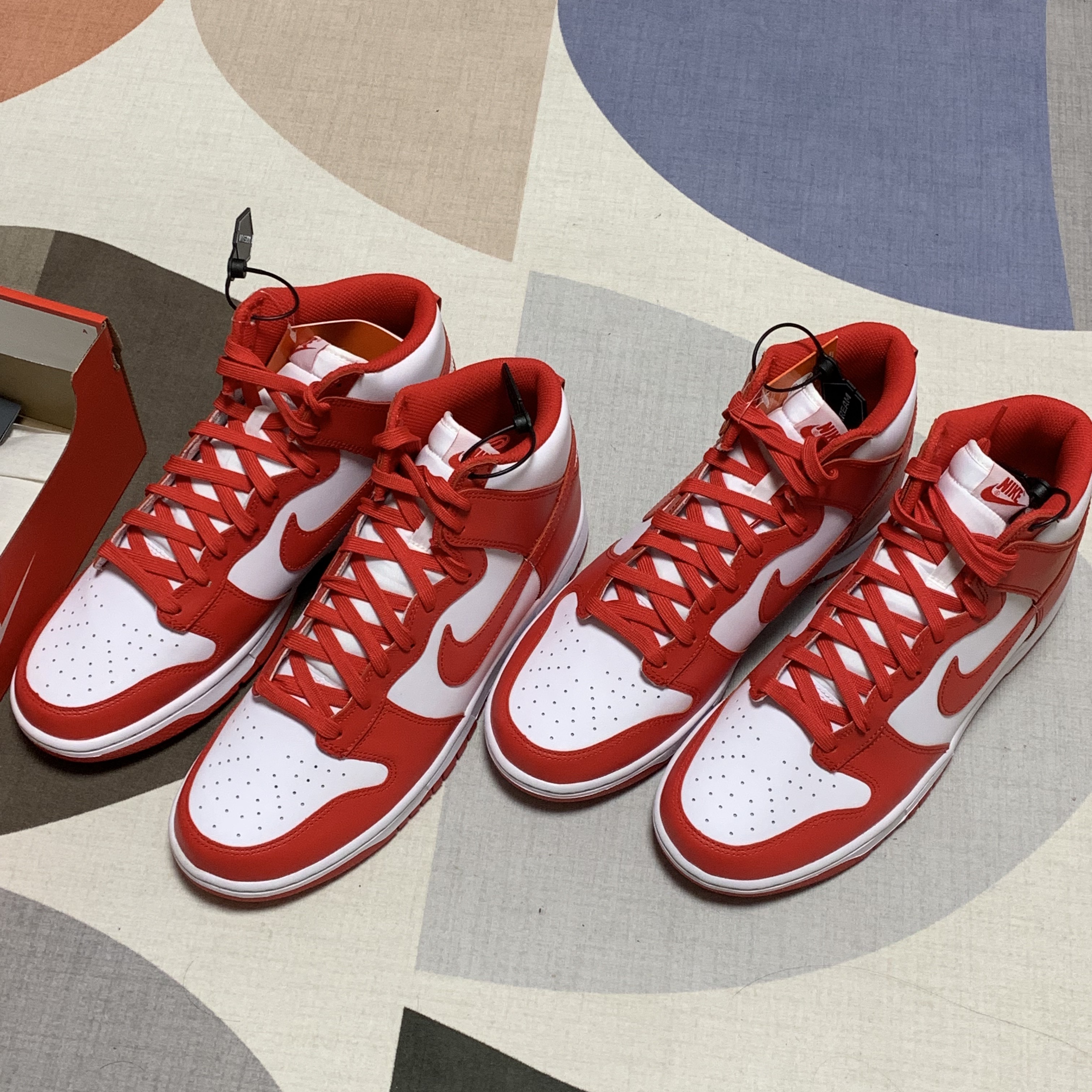 Nike Dunk High Retro Championship White and Red 착용 스타일 - 2