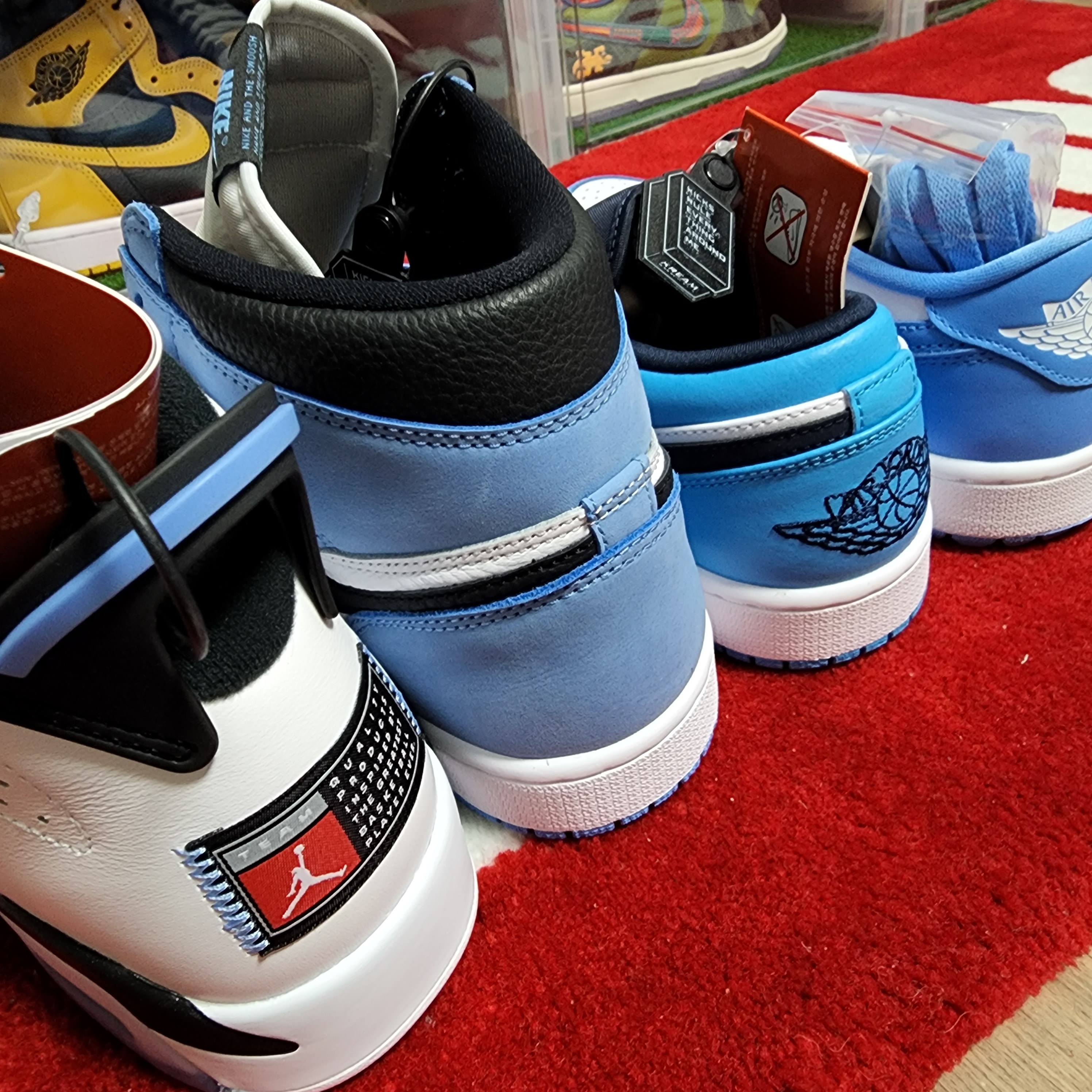 Jordan 1 Low Golf White and University Blue, Jordan 1 Low Dark Powder Blue 착용 스타일 - 3