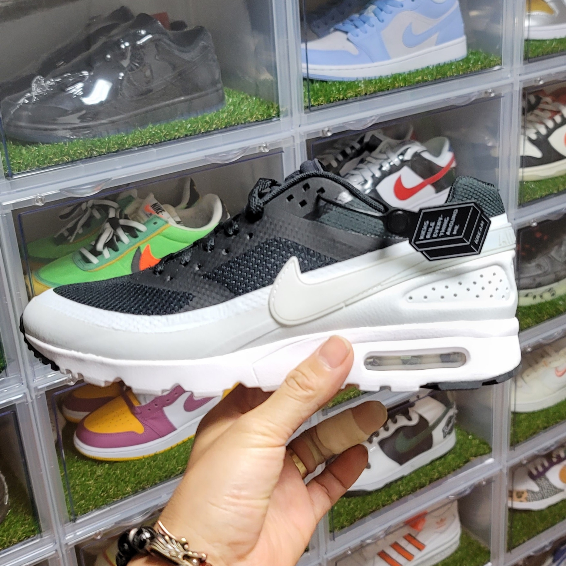 Nike x Sacai VaporWaffle Black and Gum, (W) Nike Air Max BW Ultra Black White 착용 스타일 - 3