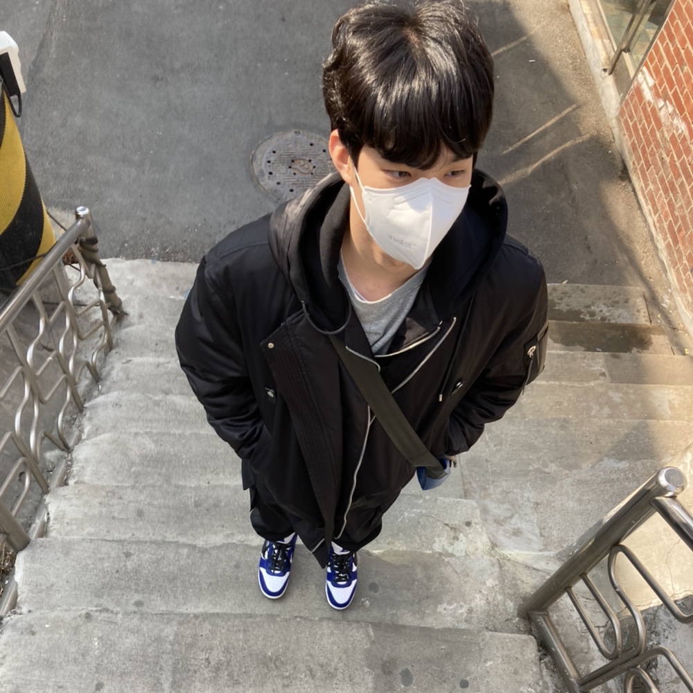 Nike x Ambush Dunk High Deep Royal Blue, Nike NRG Solo Swoosh Crew Fleece Dark Grey Heather - US/EU 착용 스타일 - 3