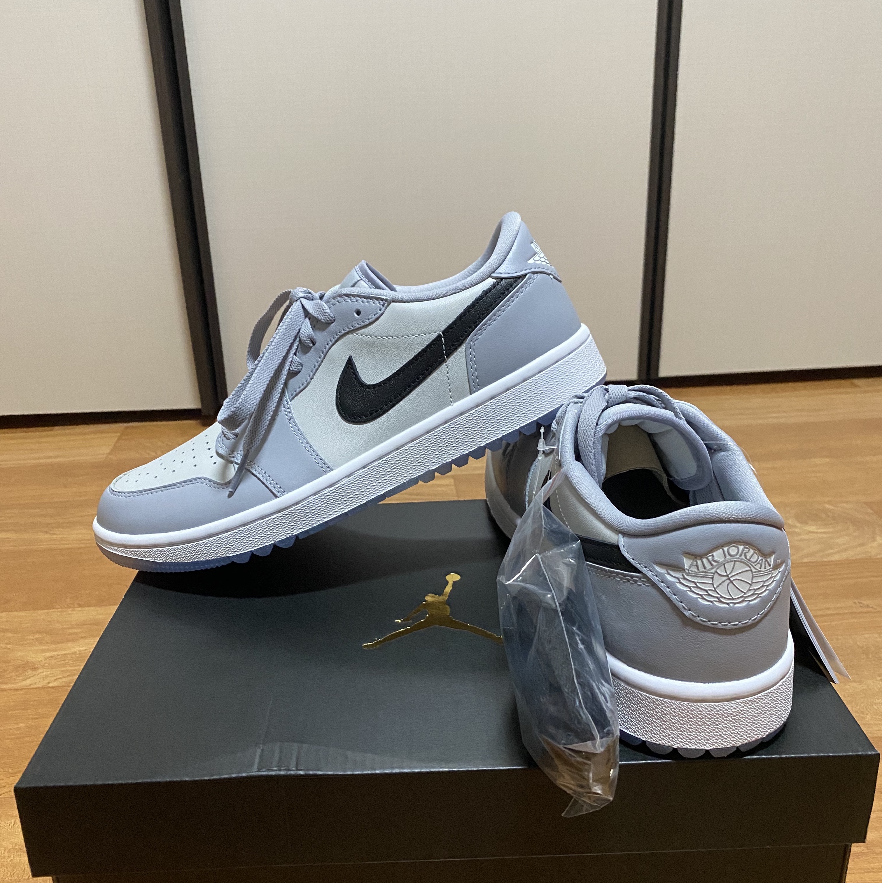 Jordan 1 Low Golf Wolf Grey 착용 스타일