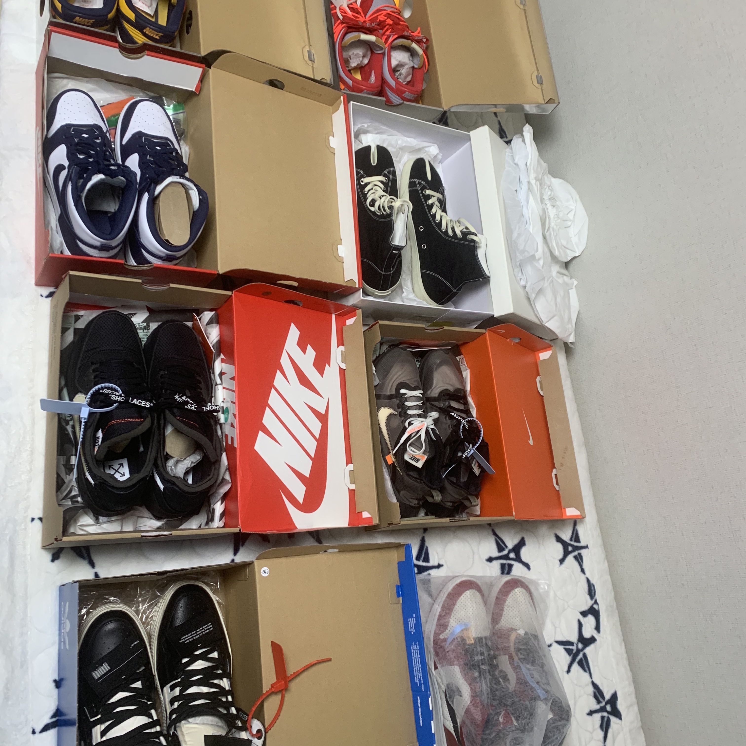 Nike x Off-White Zoom Fly SP Black, Nike x Off-White Air Max 90 V2 Black White 착용 스타일 - 2