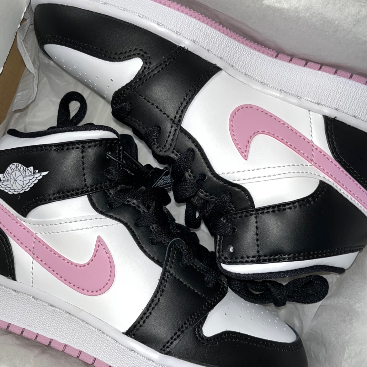 (GS) Jordan 1 Mid Light Arctic Pink 착용 스타일