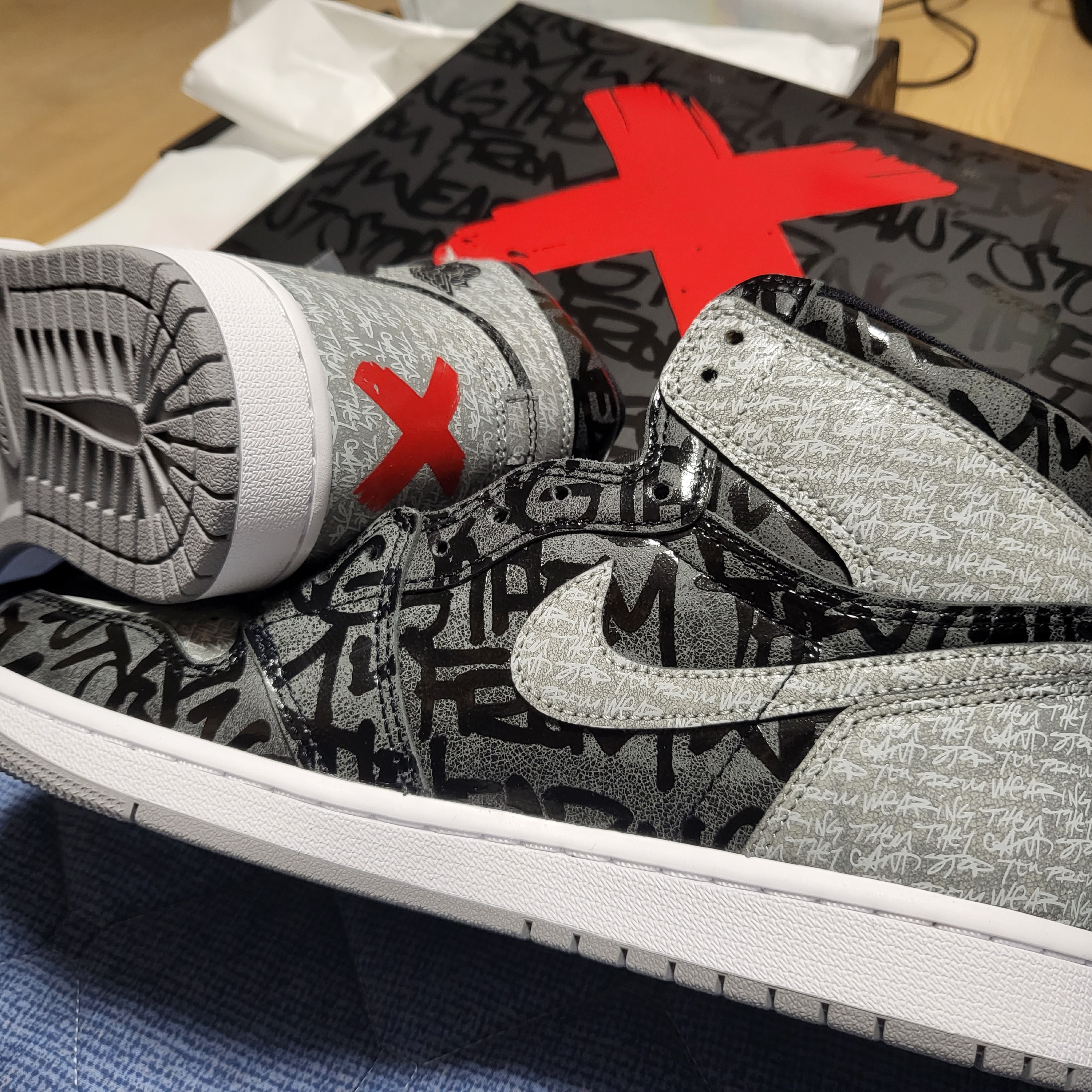 Jordan 1 Retro High OG Rebellionaire 착용 스타일 - 3