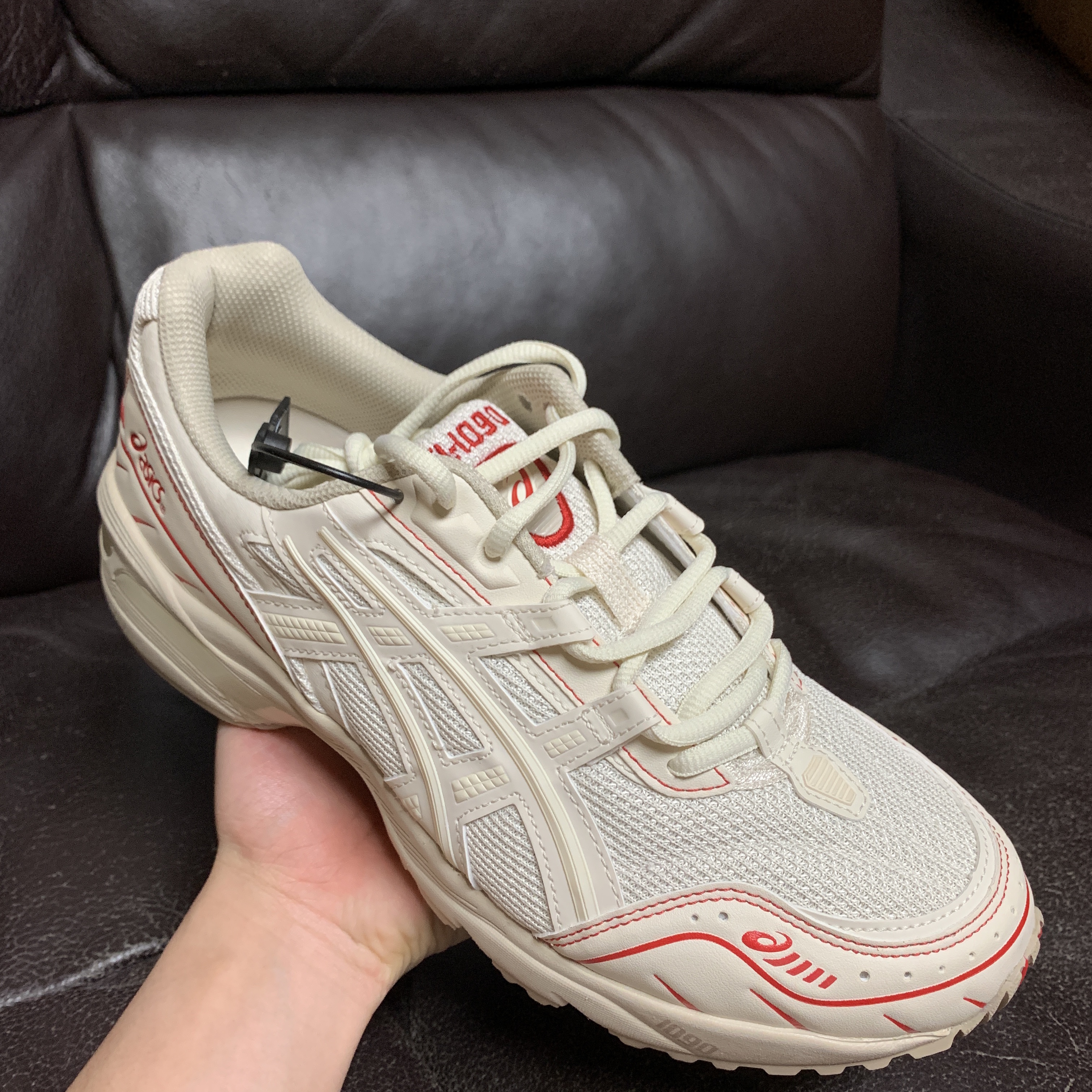 Asics Gel-1090 Birch 착용 스타일 - 3