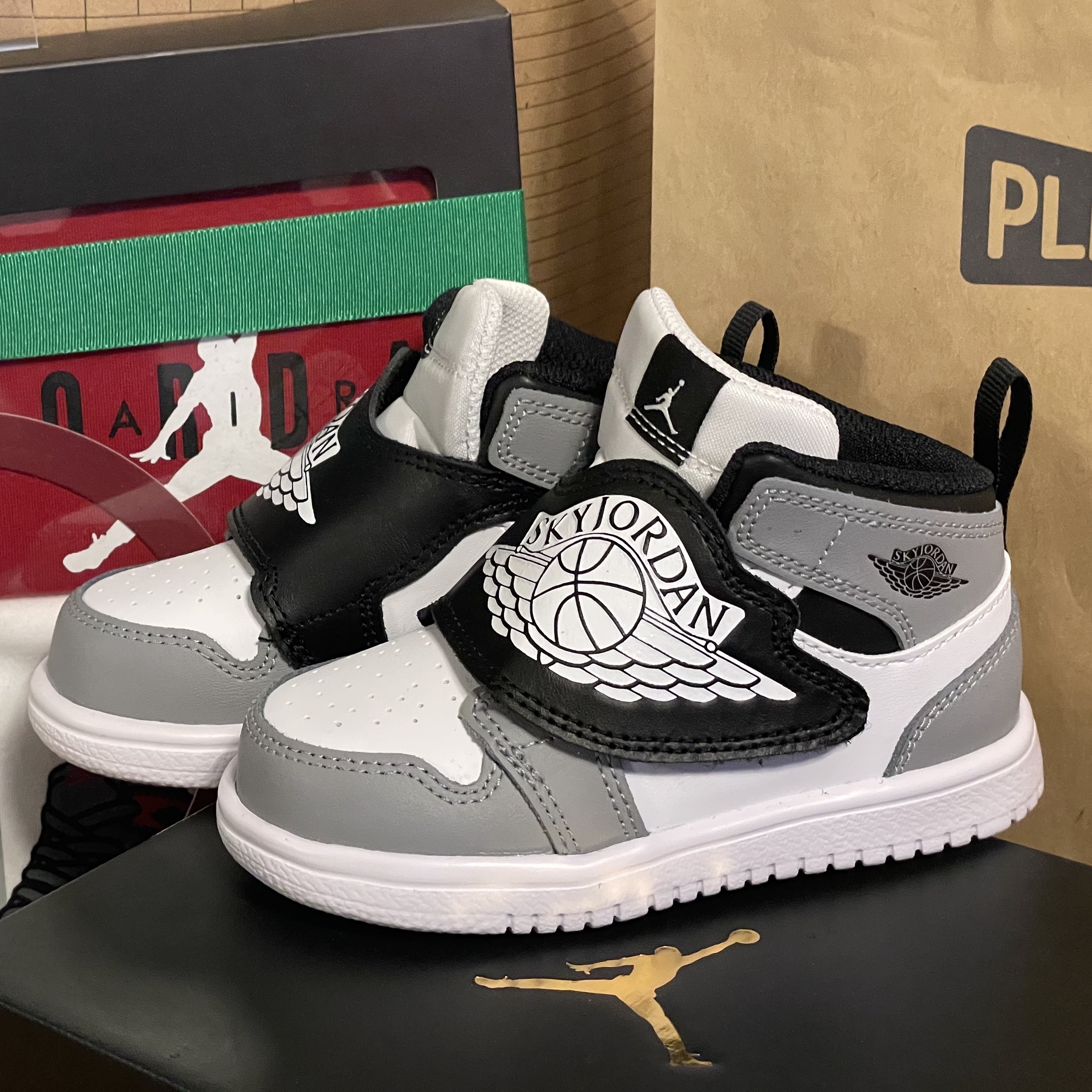 (TD) Sky Jordan 1 Particle Grey 착용 스타일
