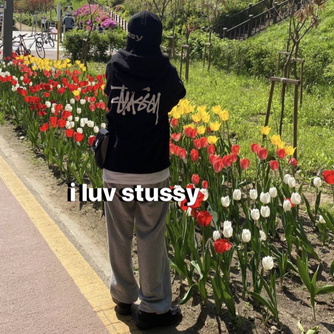 Stussy Basic Stussy Hoodie Black 2022, Stussy Helvetica Jacquard Beanie Black 착용 스타일