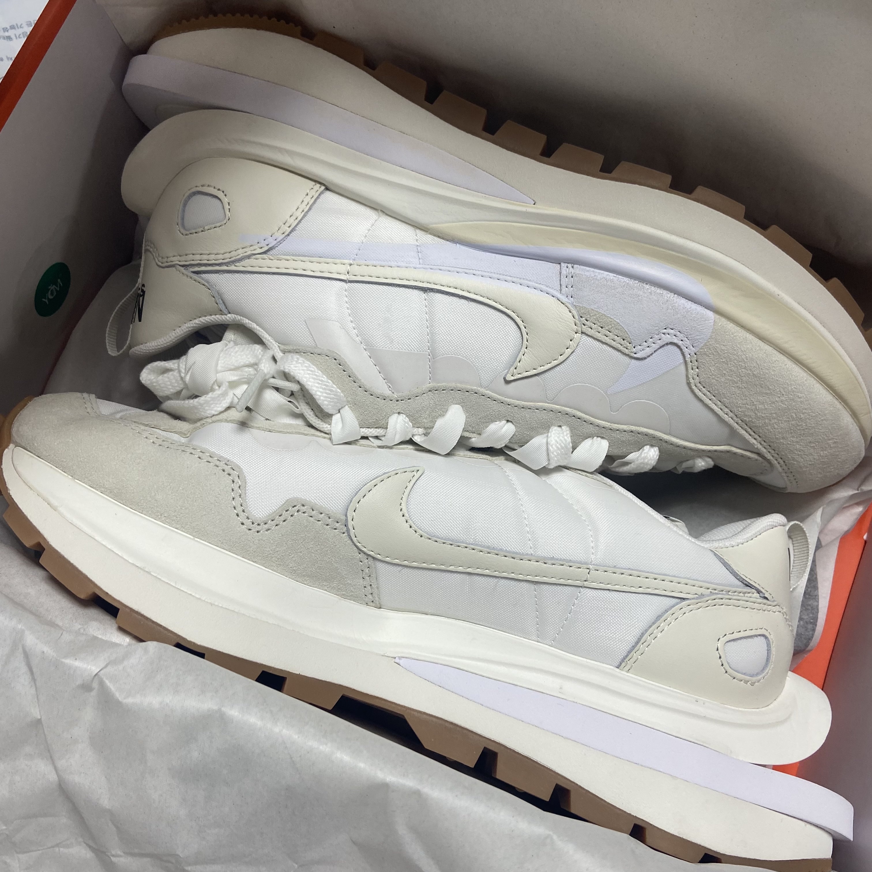 Nike x Sacai VaporWaffle Black and Gum, Nike x Sacai VaporWaffle White and Gum 착용 스타일 - 3