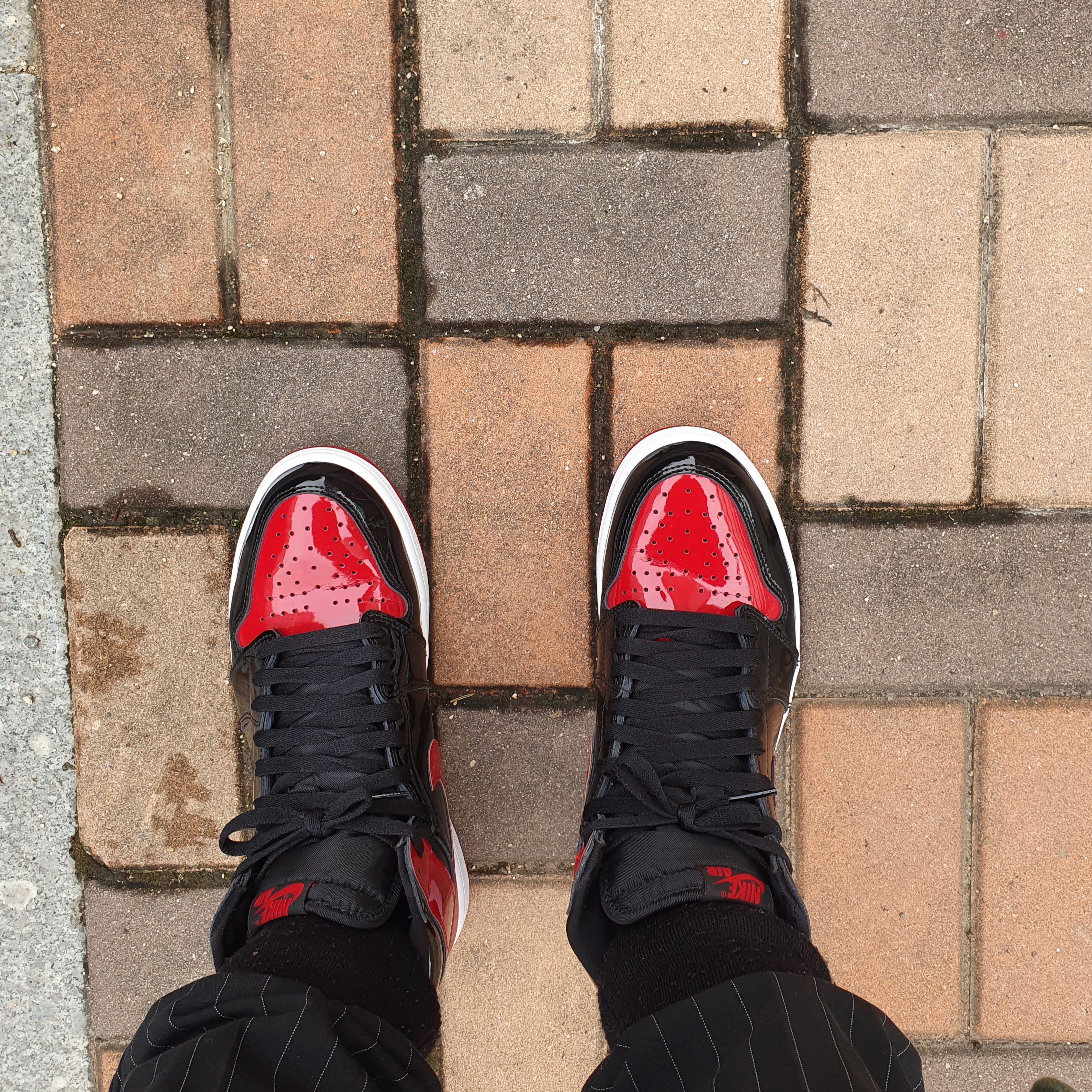 Jordan 1 Retro High OG Patent Bred 착용 스타일