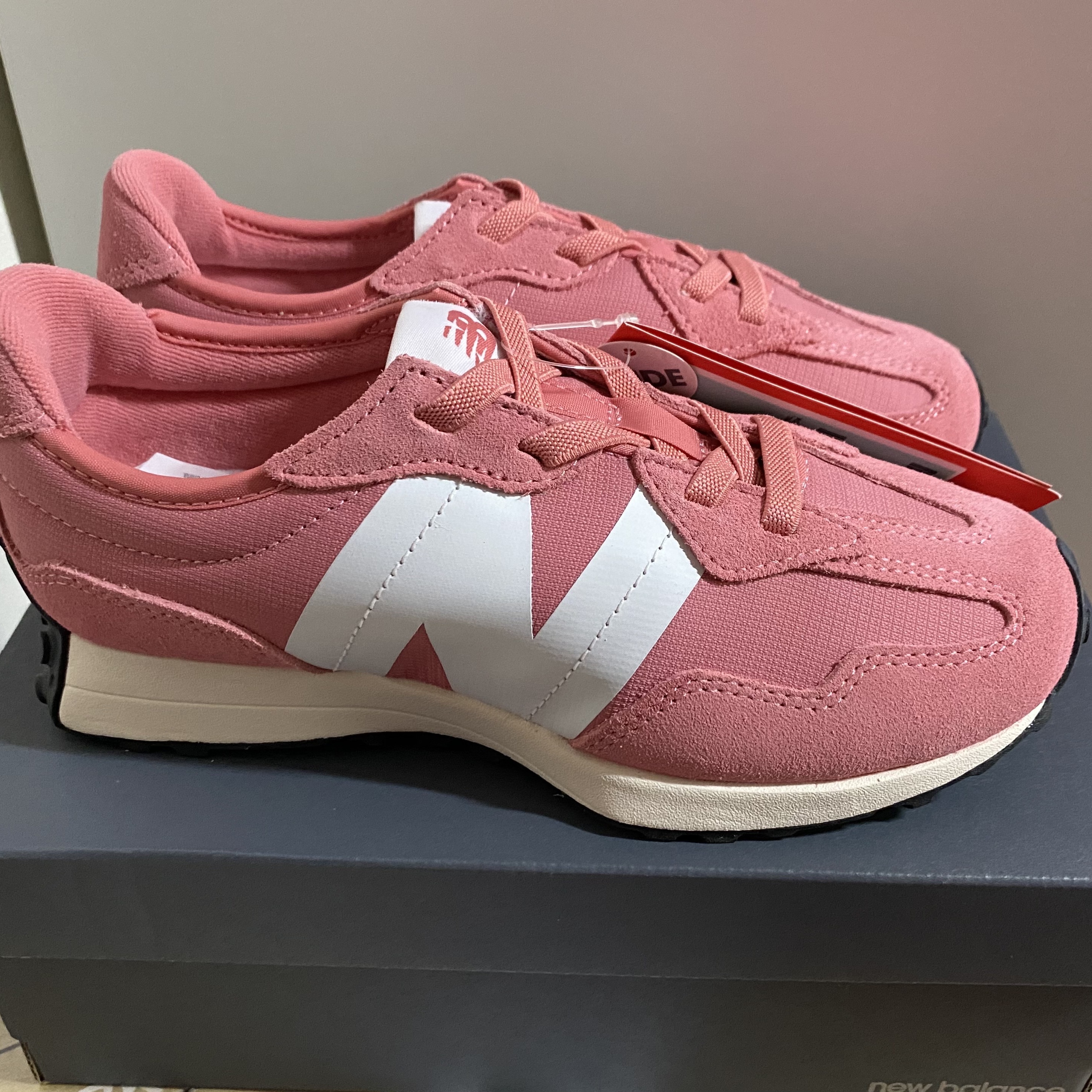 (PS) New Balance 327 Pink - W Wide 착용 스타일 - 3