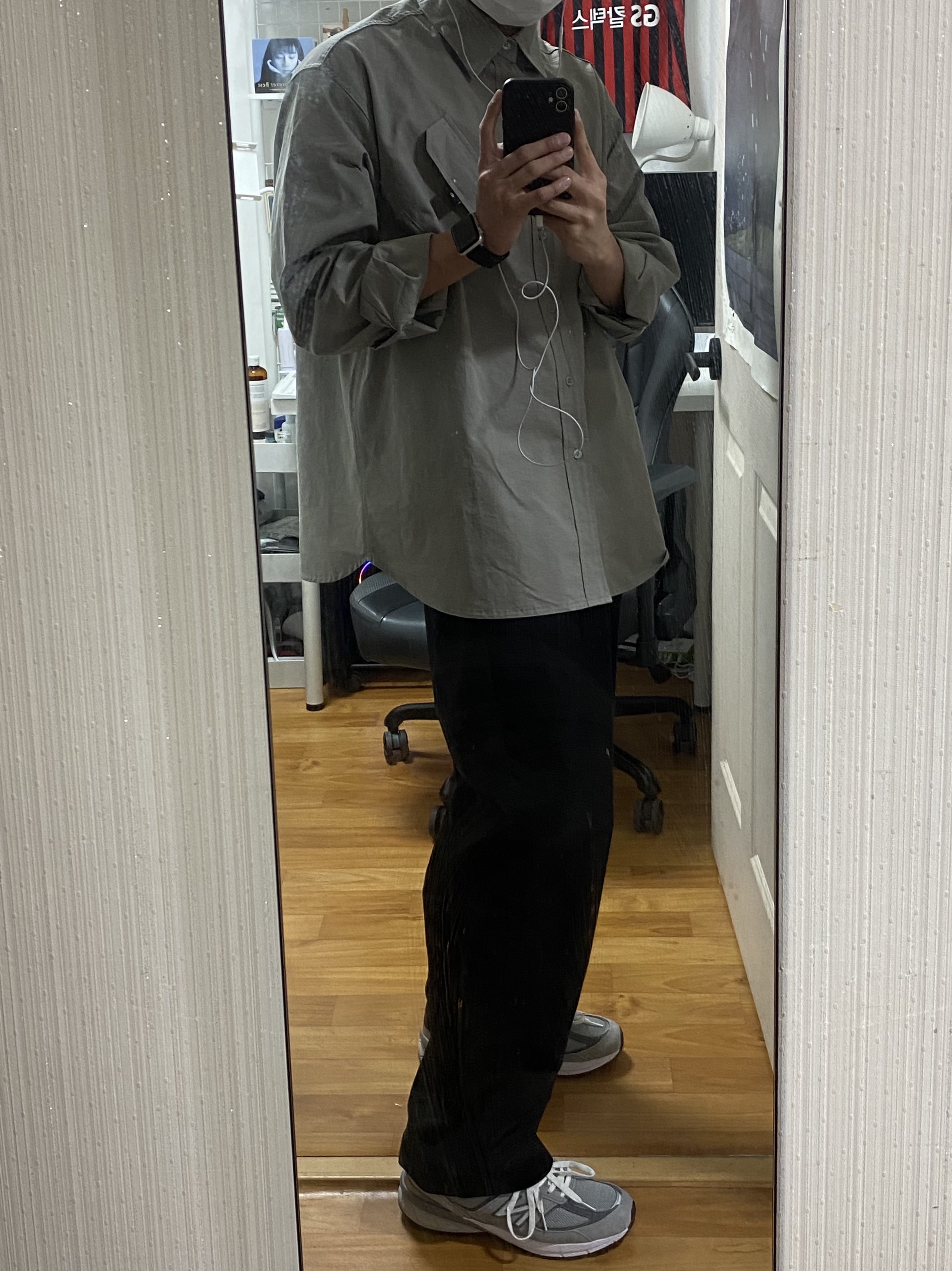 New Balance 990v5 Made in USA Grey - D Standard, New Balance 990v5 Made in USA Grey - B Narrow 착용 스타일 - 3