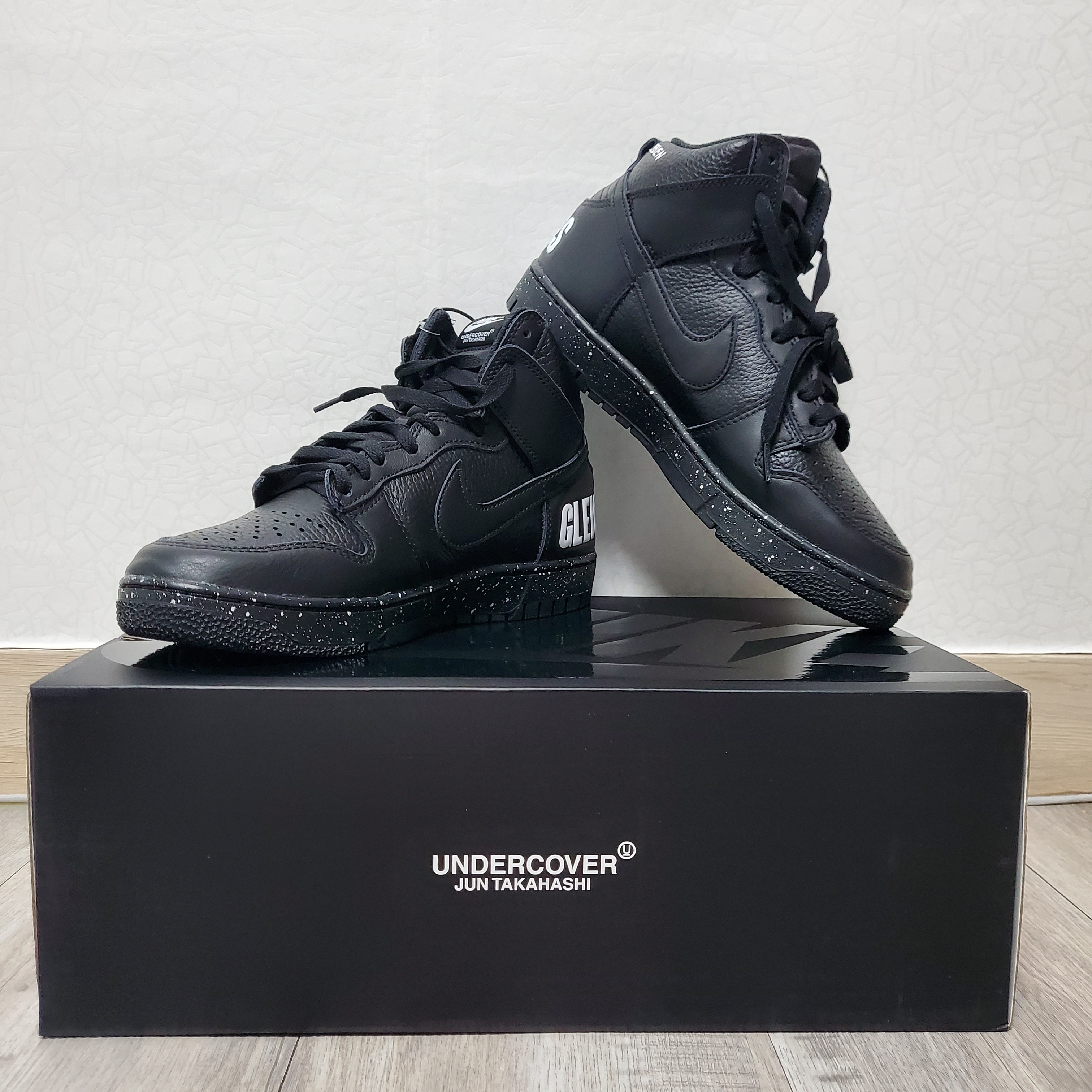 Nike x Undercover Dunk High 1985 Black 착용 스타일 - 3