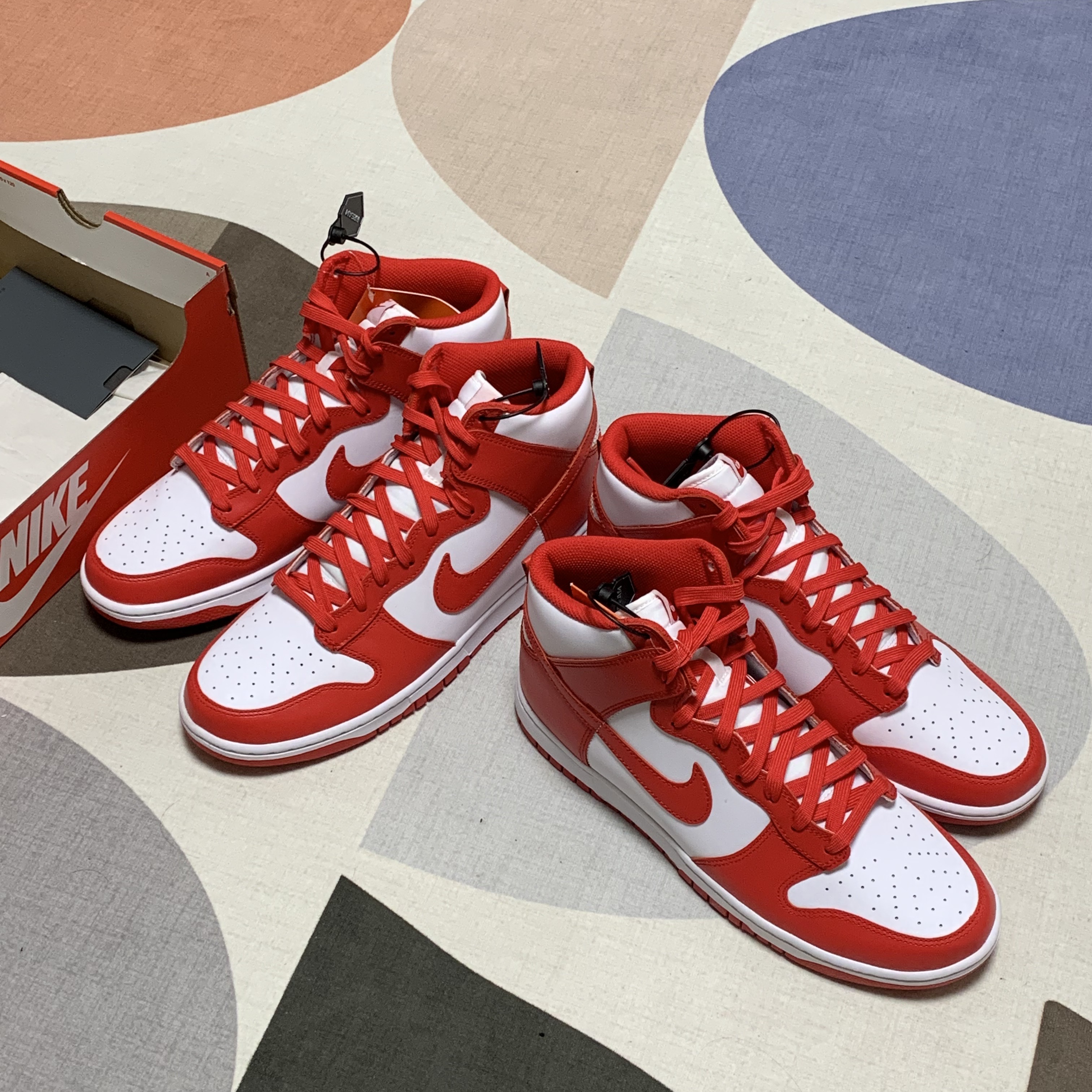 Nike Dunk High Retro Championship White and Red 착용 스타일 - 3