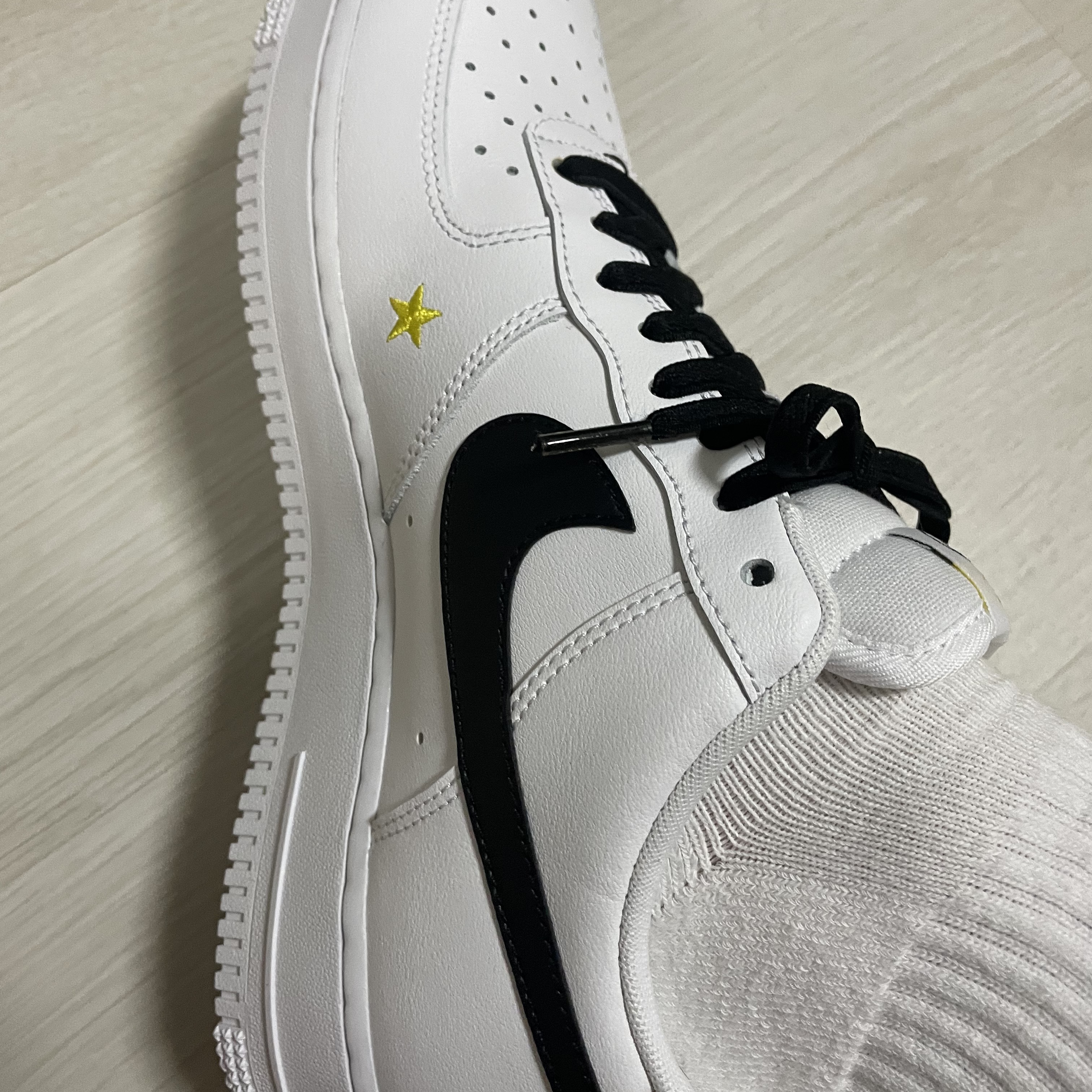 Nike Air Force 1 '07 LV8 2 Have a Nike Day 착용 스타일 - 2