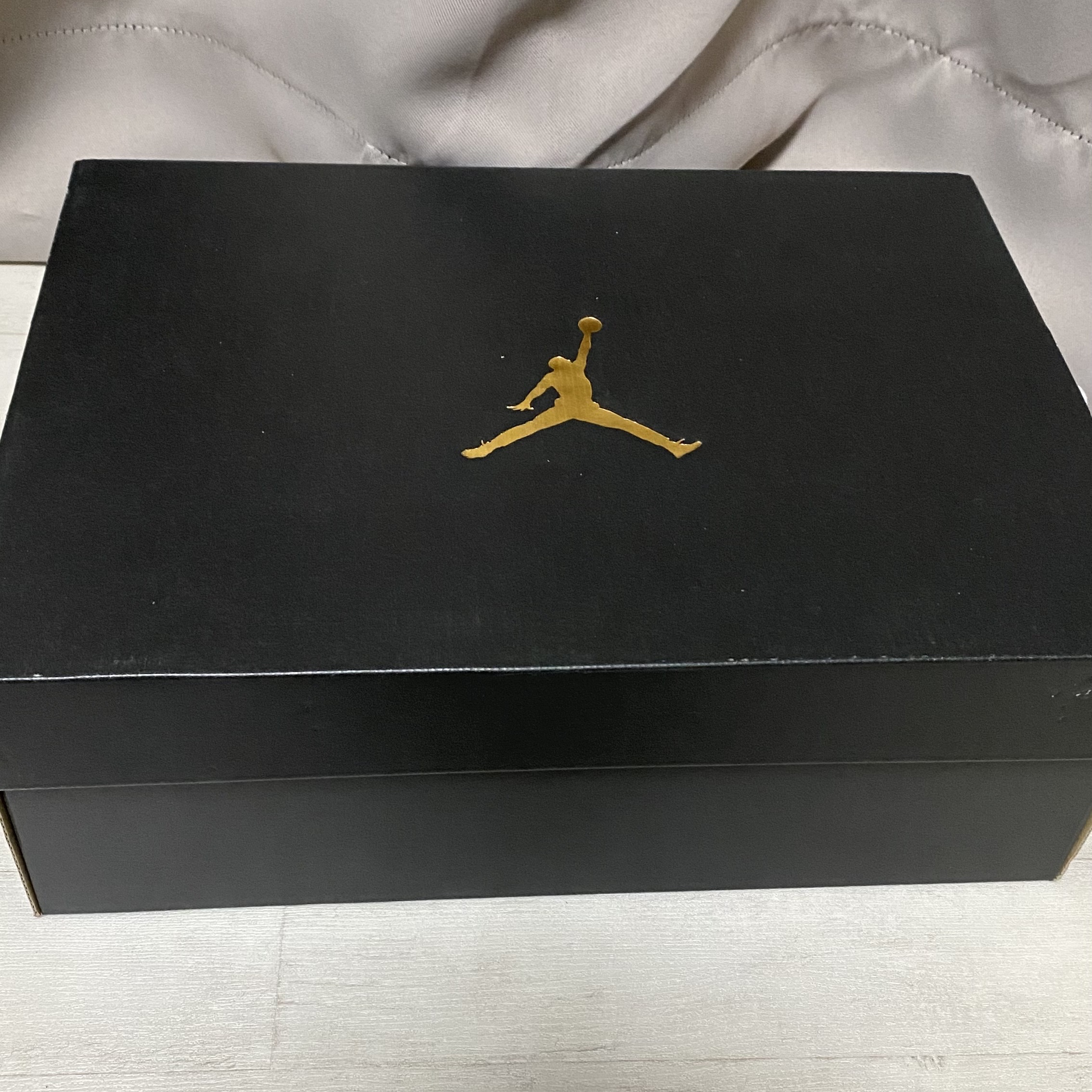 Jordan 1 Mid Light Smoke Grey Anthracite 착용 스타일 - 1