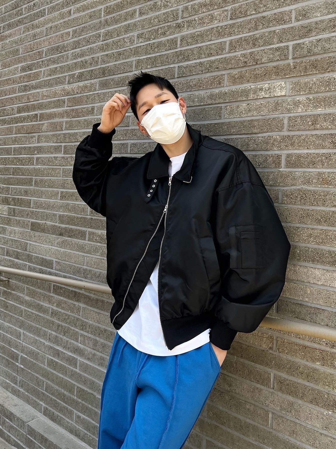 Nike x Supreme Air Force 1 Low White 착용 스타일 - 3
