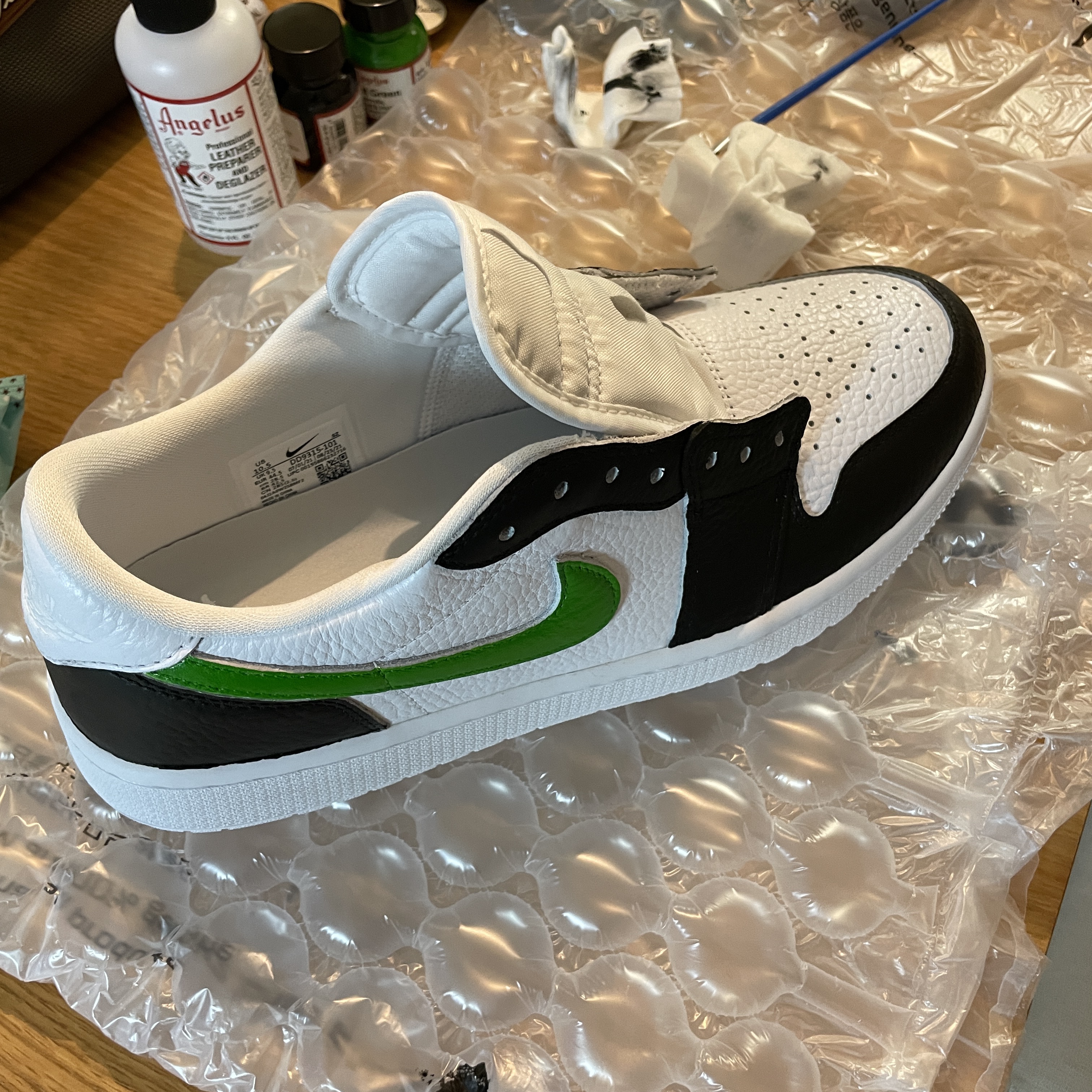 Jordan 1 Low Golf Triple White 착용 스타일 - 4
