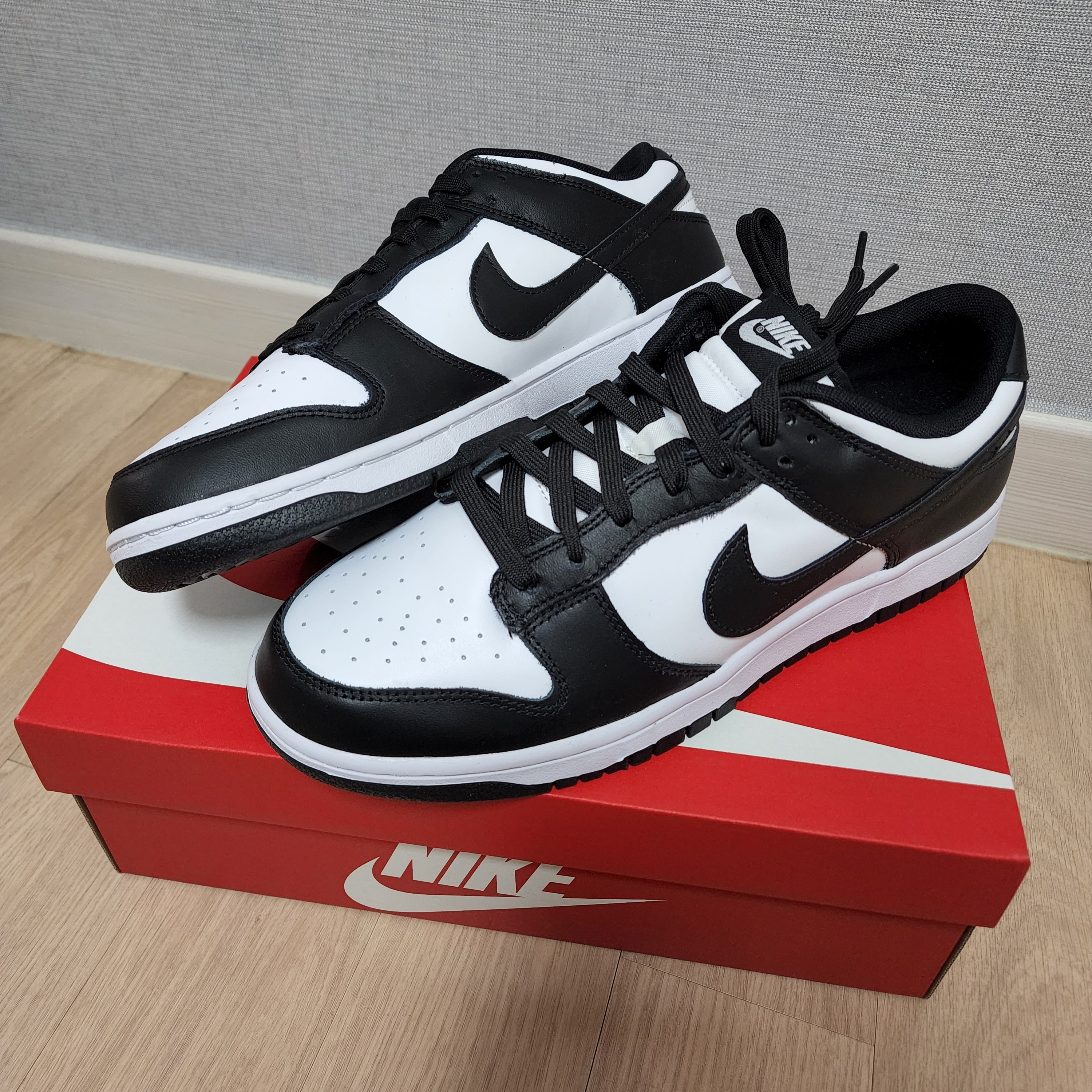 Nike Dunk Low Retro Black 착용 스타일