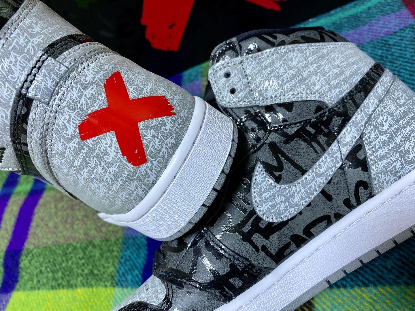 Jordan 1 Retro High OG Rebellionaire 착용 스타일 - 2
