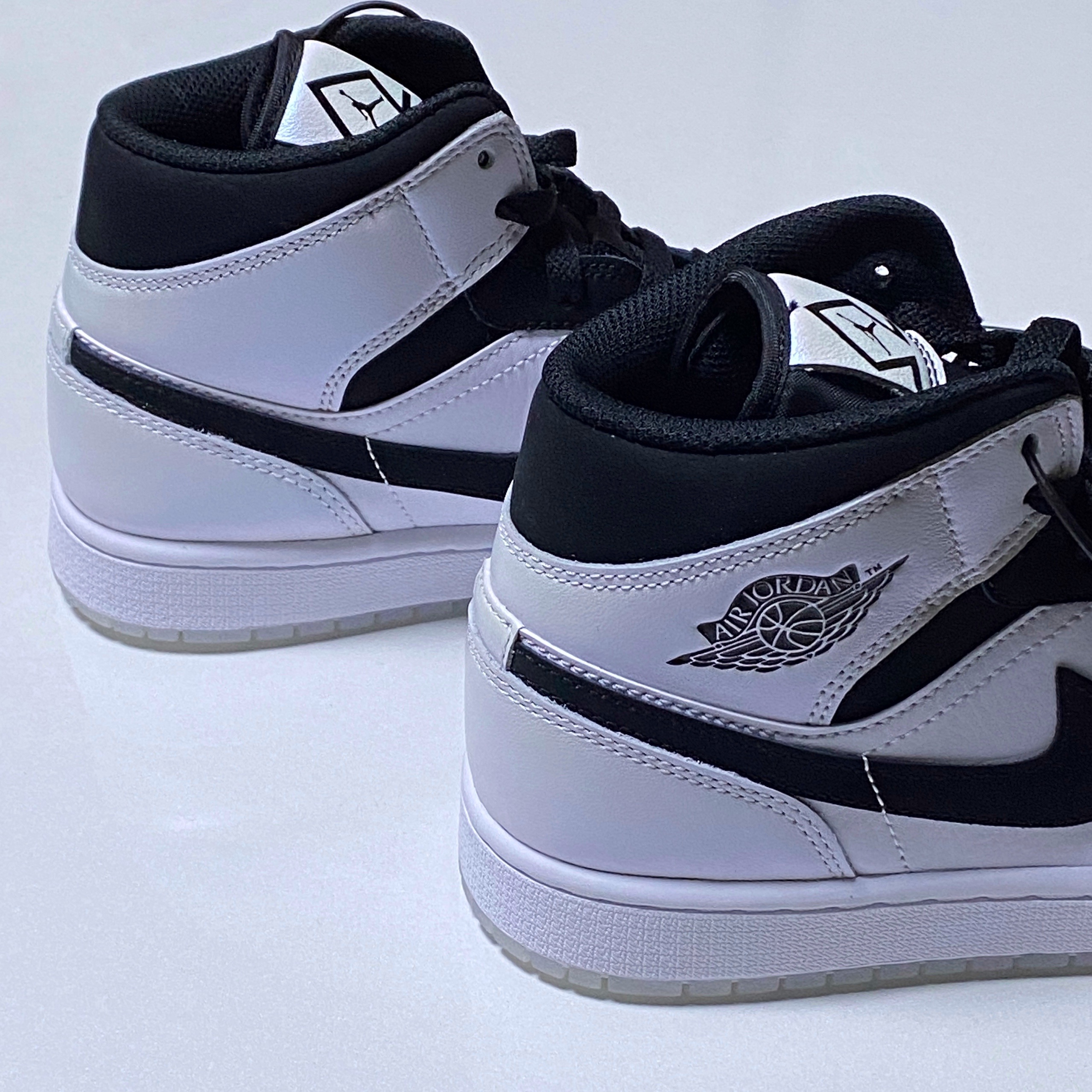 Jordan 1 Mid SE Diamond 착용 스타일 - 2