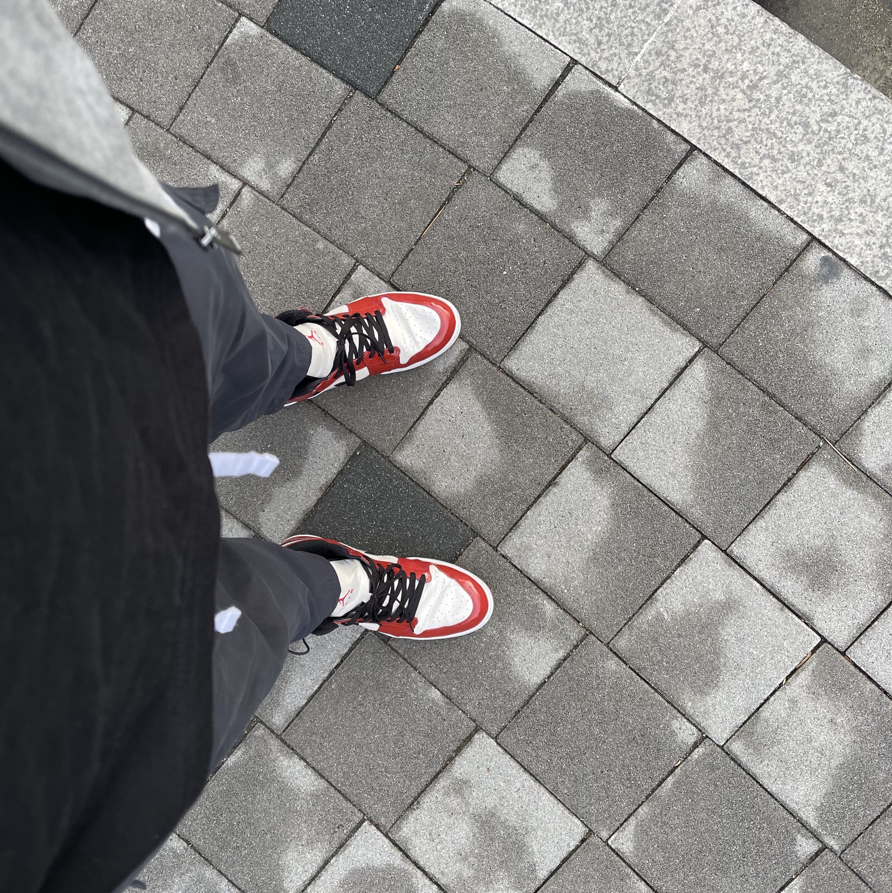 Jordan 1 Retro Patent Chicago Bulls 2003 착용 스타일 - 1