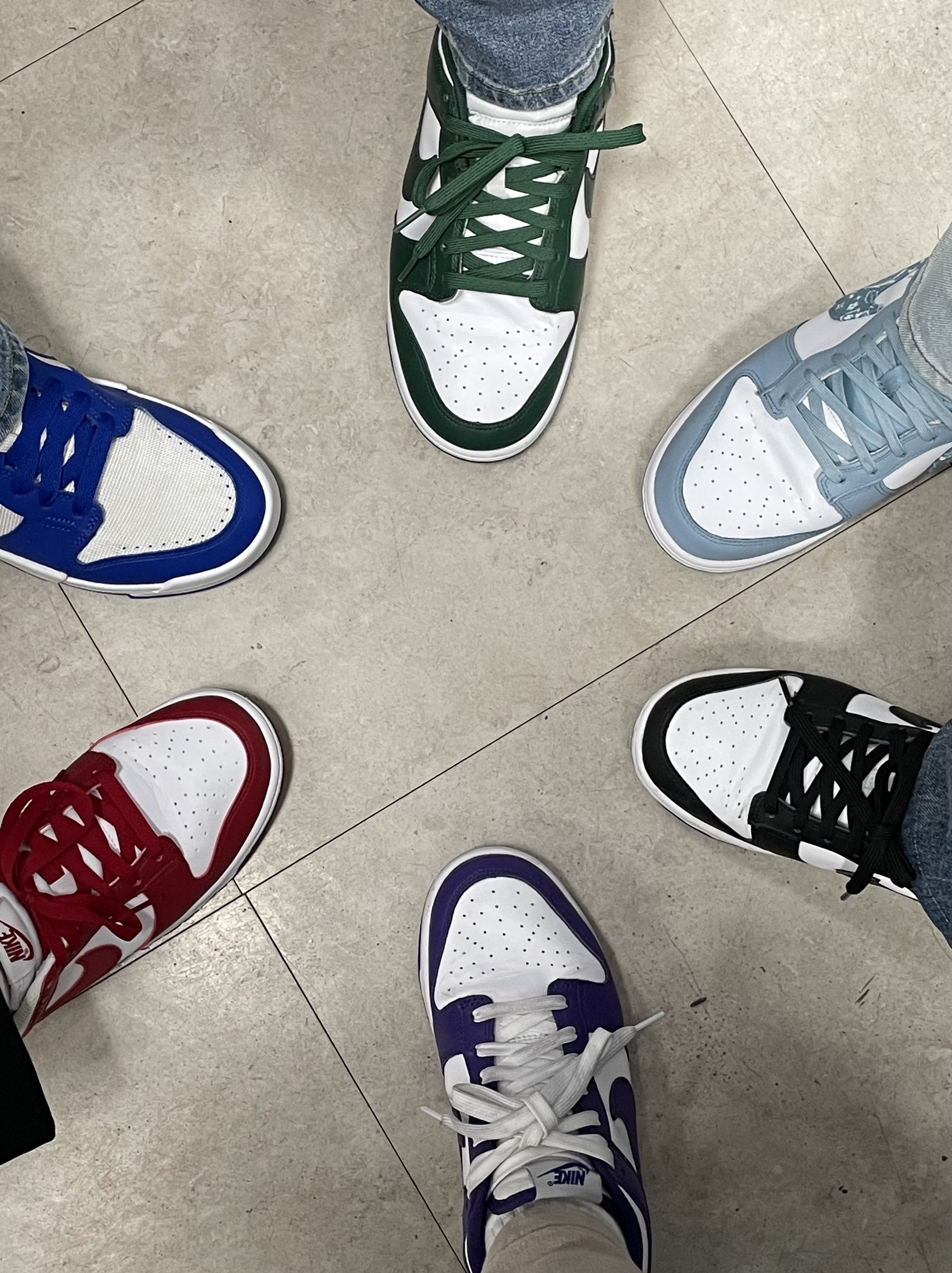 (W) Nike Dunk Low Next Nature Gym Red, Nike Dunk Low Retro Championship Court Purple 착용 스타일 - 2
