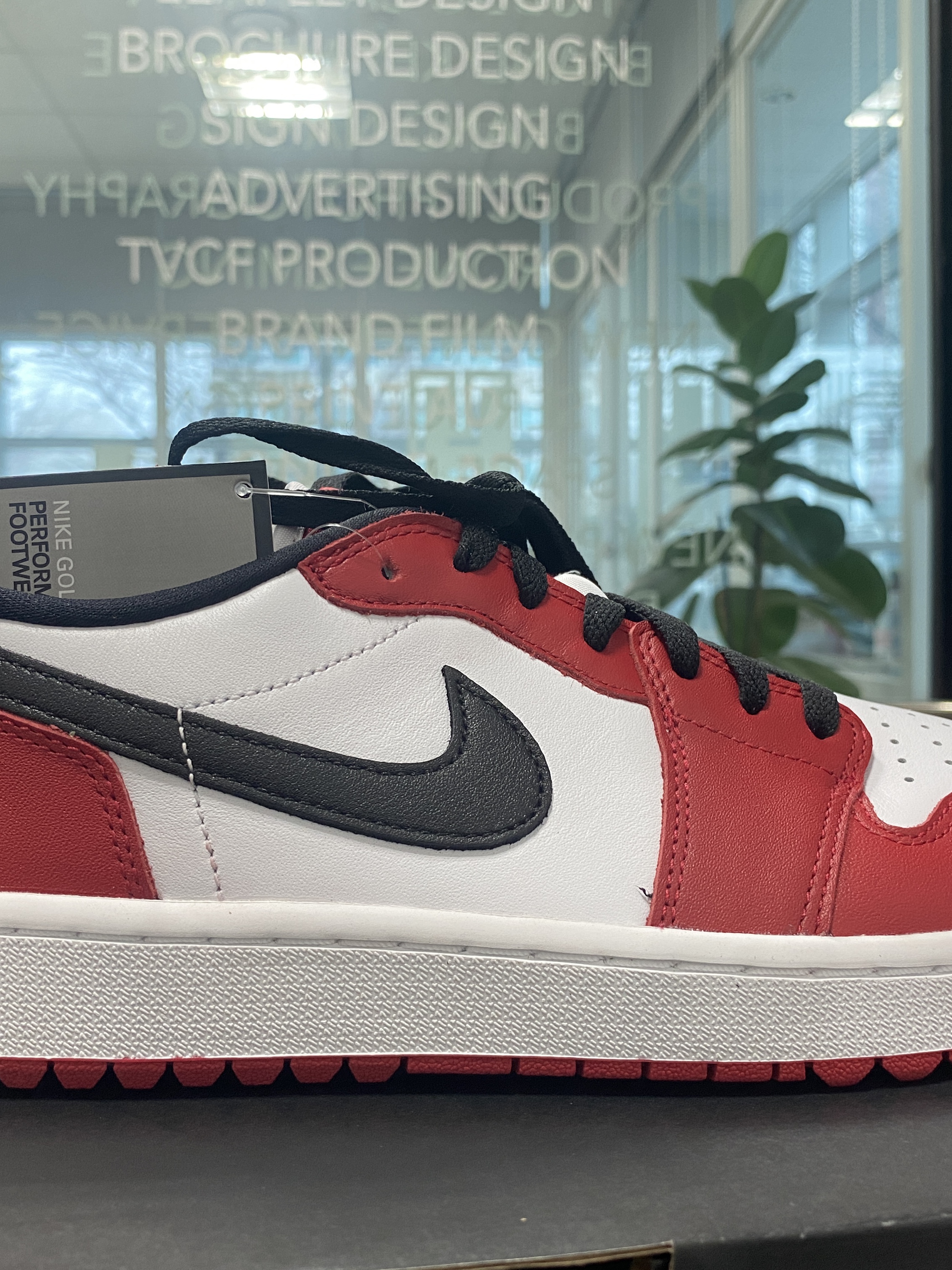 Jordan 1 Low Golf Chicago 착용 스타일 - 2