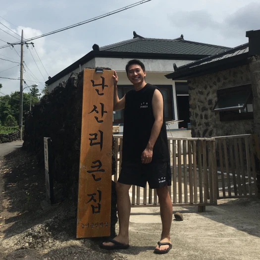 (@dan_gyeol) 님의 게시물 | KREAM  (@dan_gyeol) 님의 게시물 | KREAM