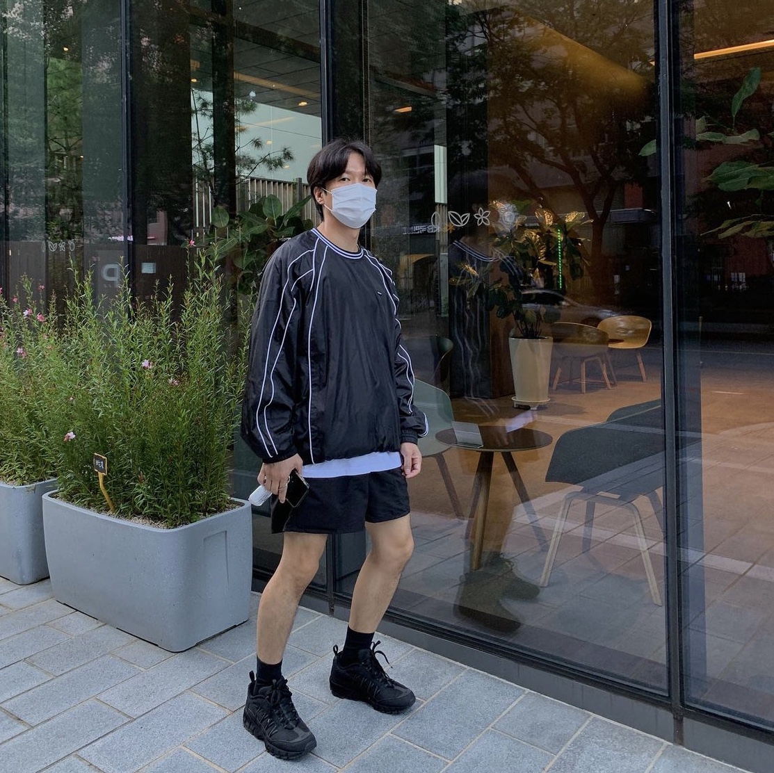 Nike x Supreme Air Humara 17 Black 착용 스타일