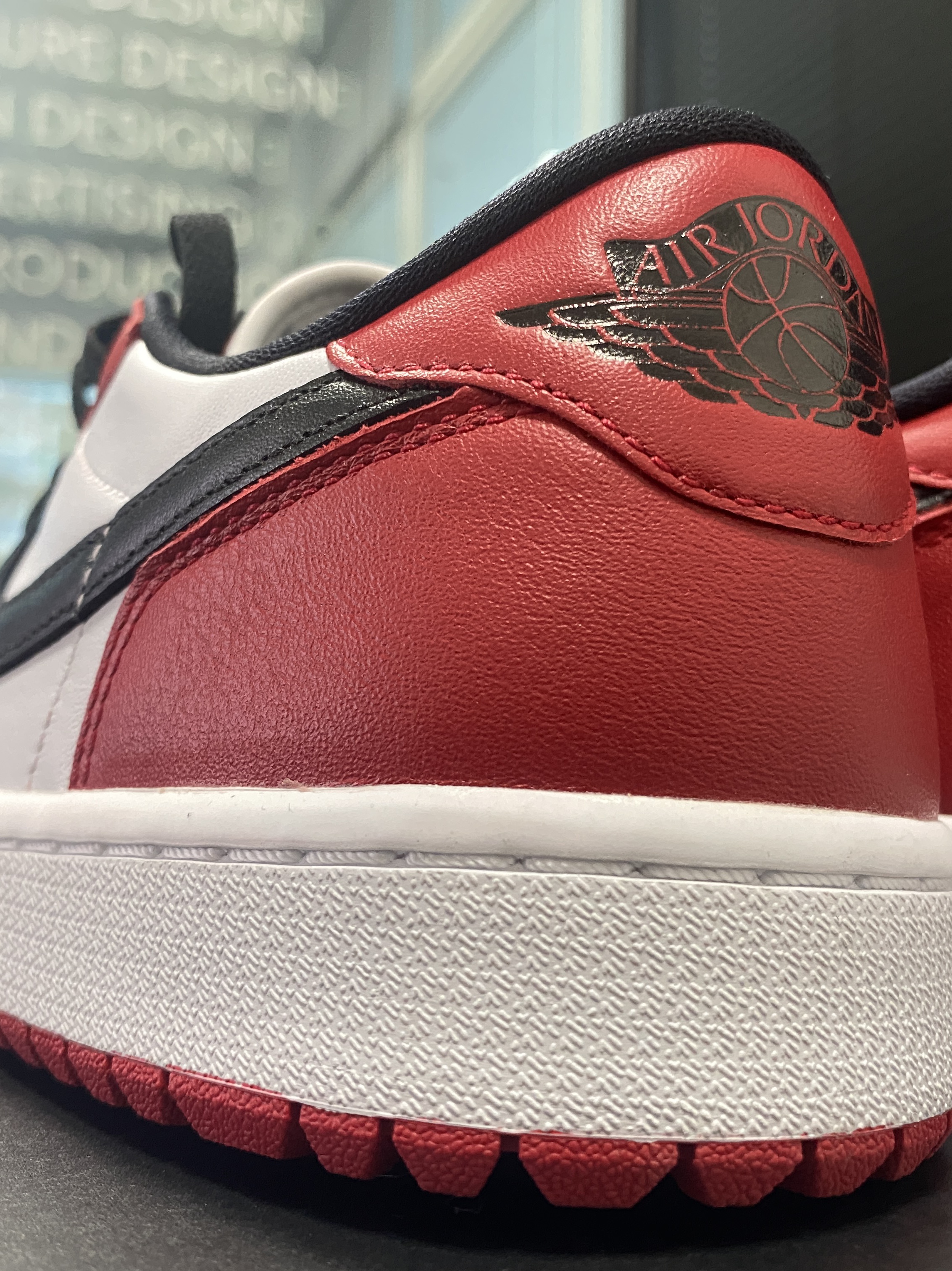 Jordan 1 Low Golf Chicago 착용 스타일 - 3