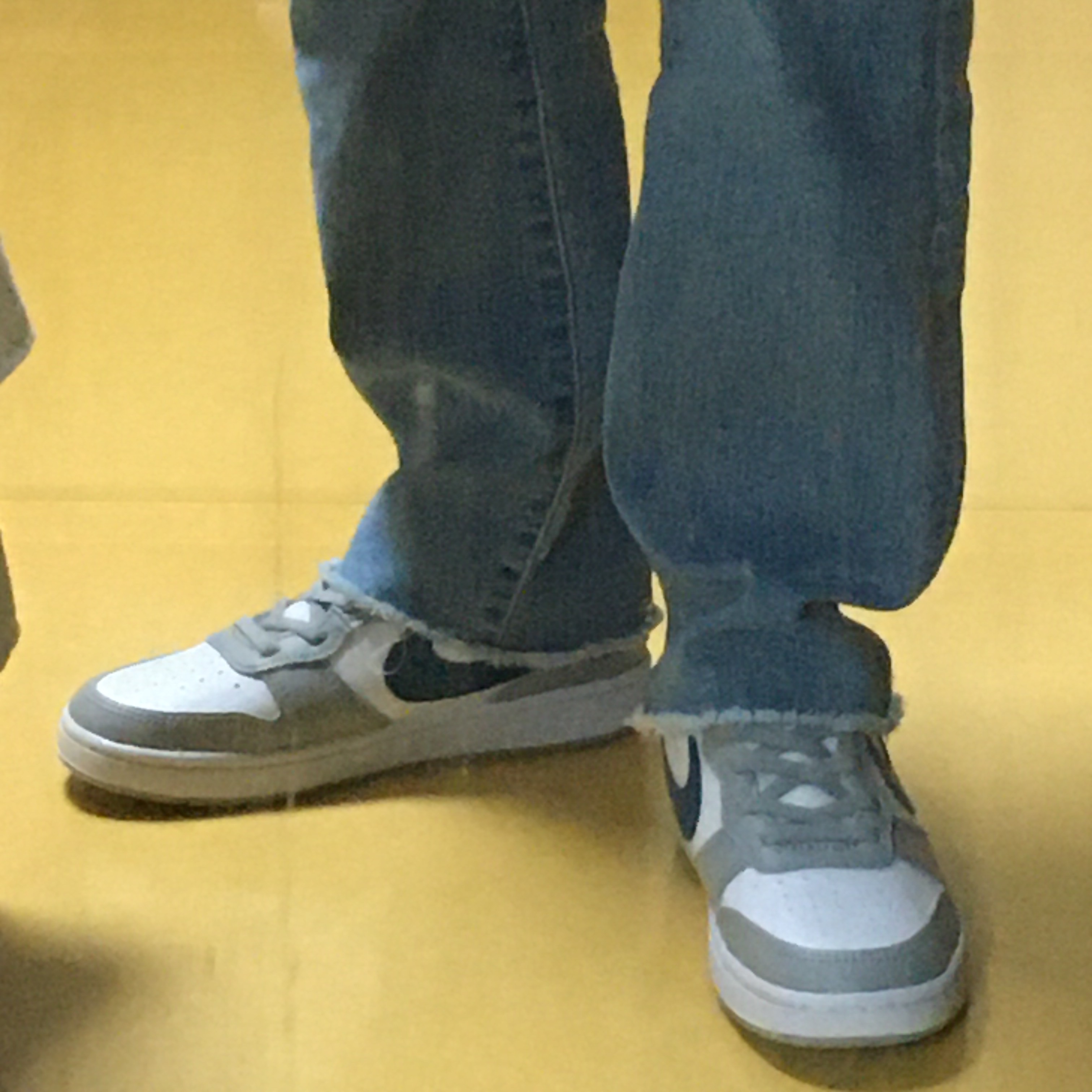 (PS) Nike Court Borough Low 2 Light Smoke Grey 착용 스타일 - 2