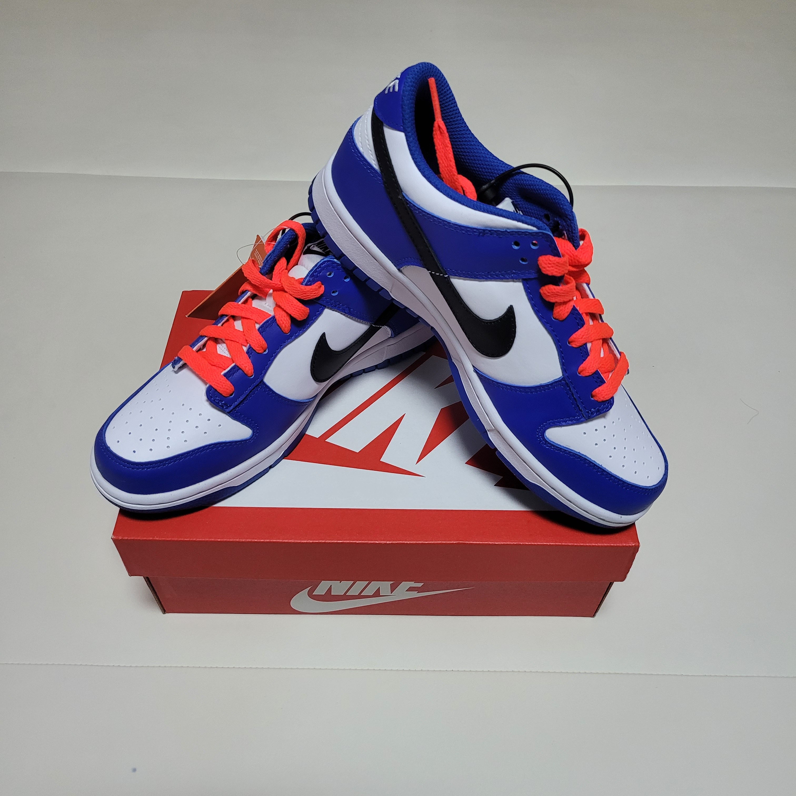 (GS) Nike Dunk Low Bright Crimson Game Royal 착용 스타일 - 2
