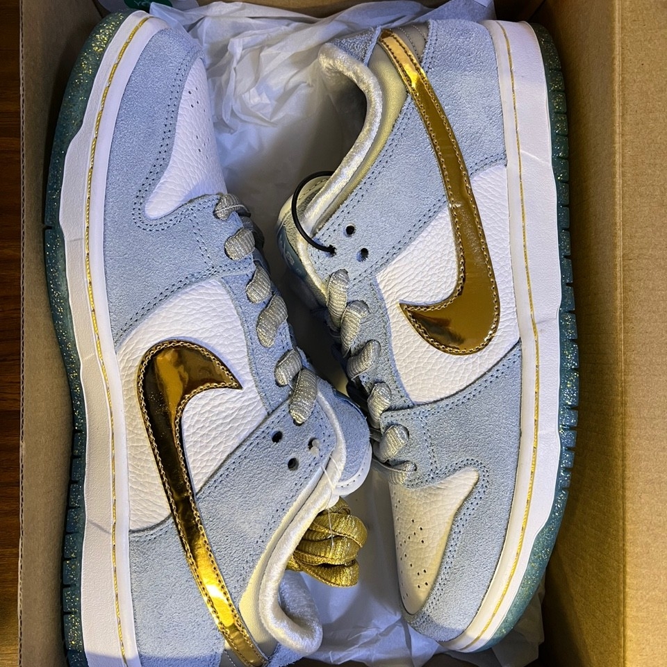 Nike x Sean Cliver SB Dunk Low Holiday Special 착용 스타일 - 3