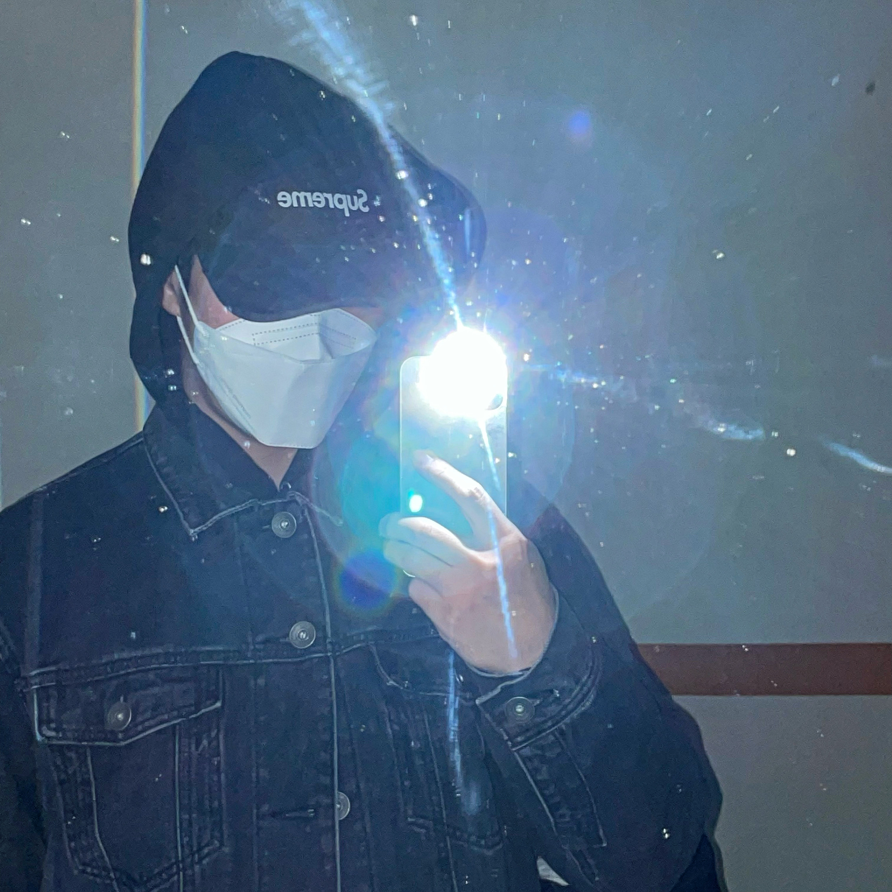 Supreme Frayed Logos Denim Camp Cap Black - 21SS 착용 스타일