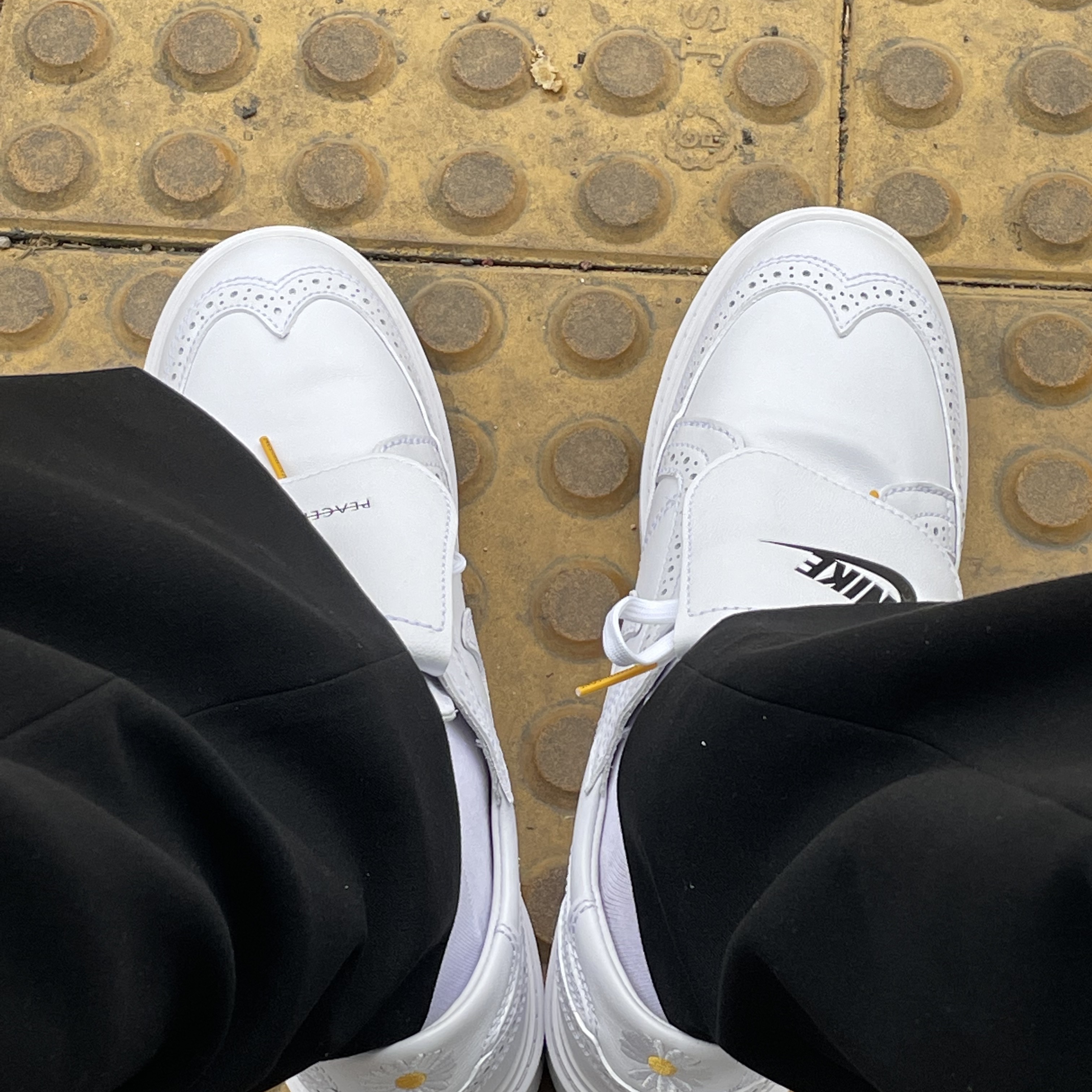Nike x Peaceminusone Kwondo1 White 착용 스타일 - 4