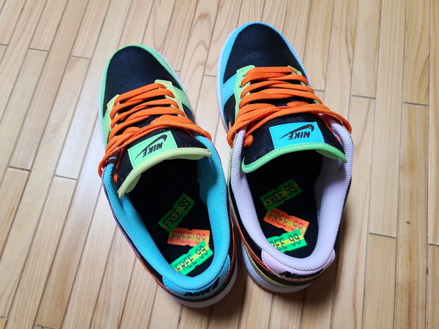 Nike Dunk Low SE Free.99 Black 착용 스타일 - 2