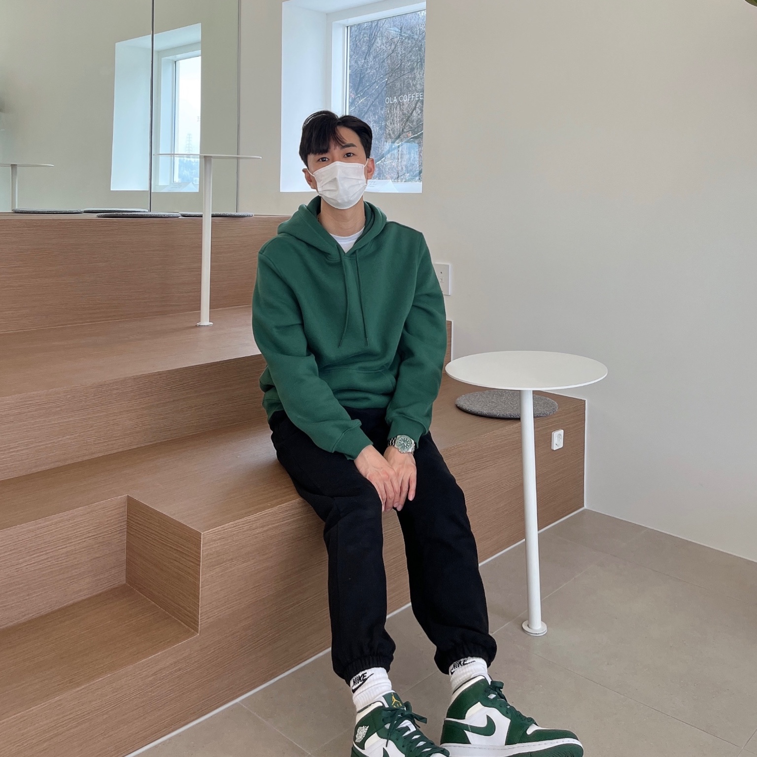 Jordan 1 Mid Sonics 2021, Rolex Submariner Date 40mm 116610LV Green Oyster 착용 스타일